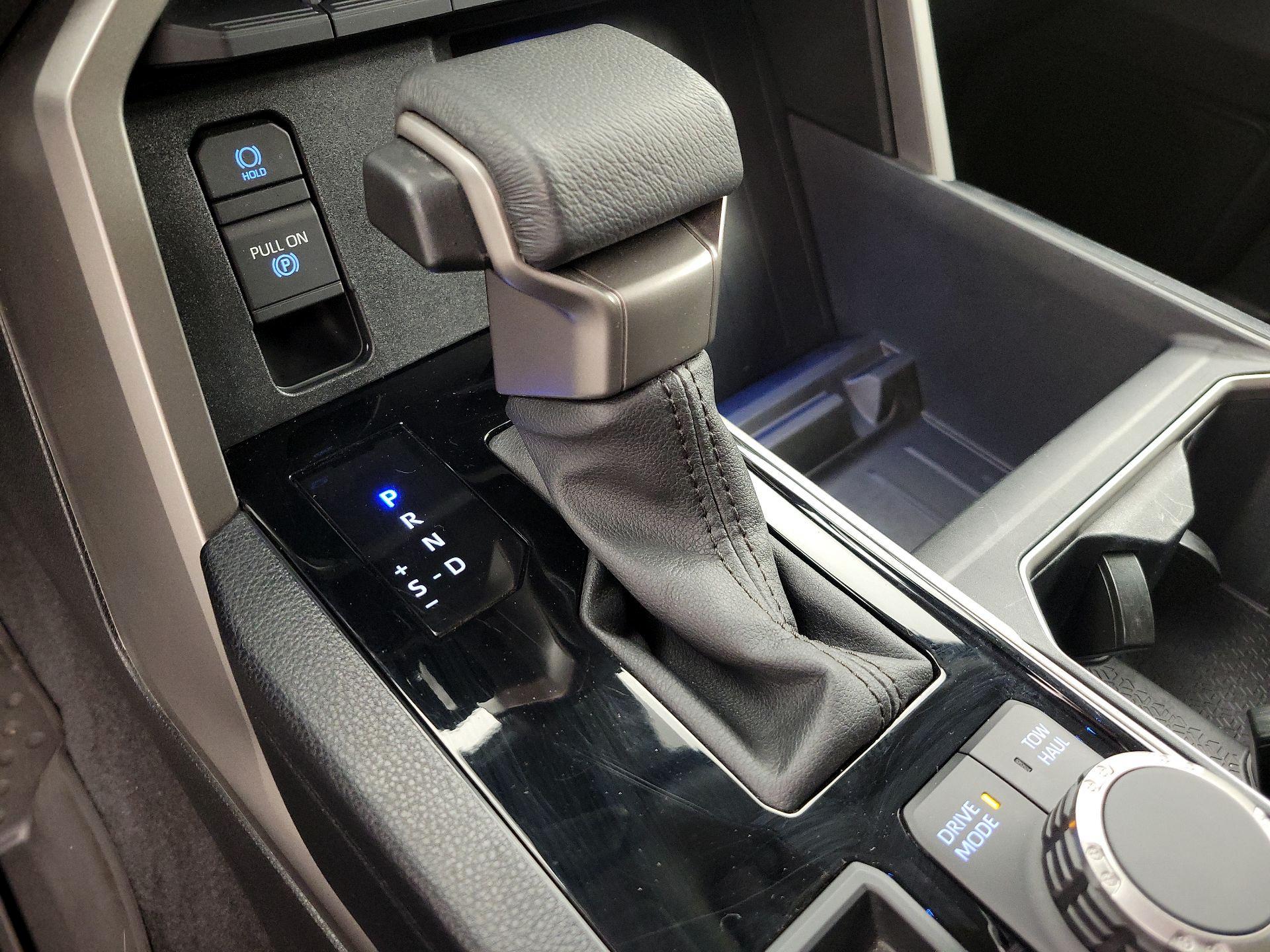 Thumbnail: 2024 Toyota Tundra - 17