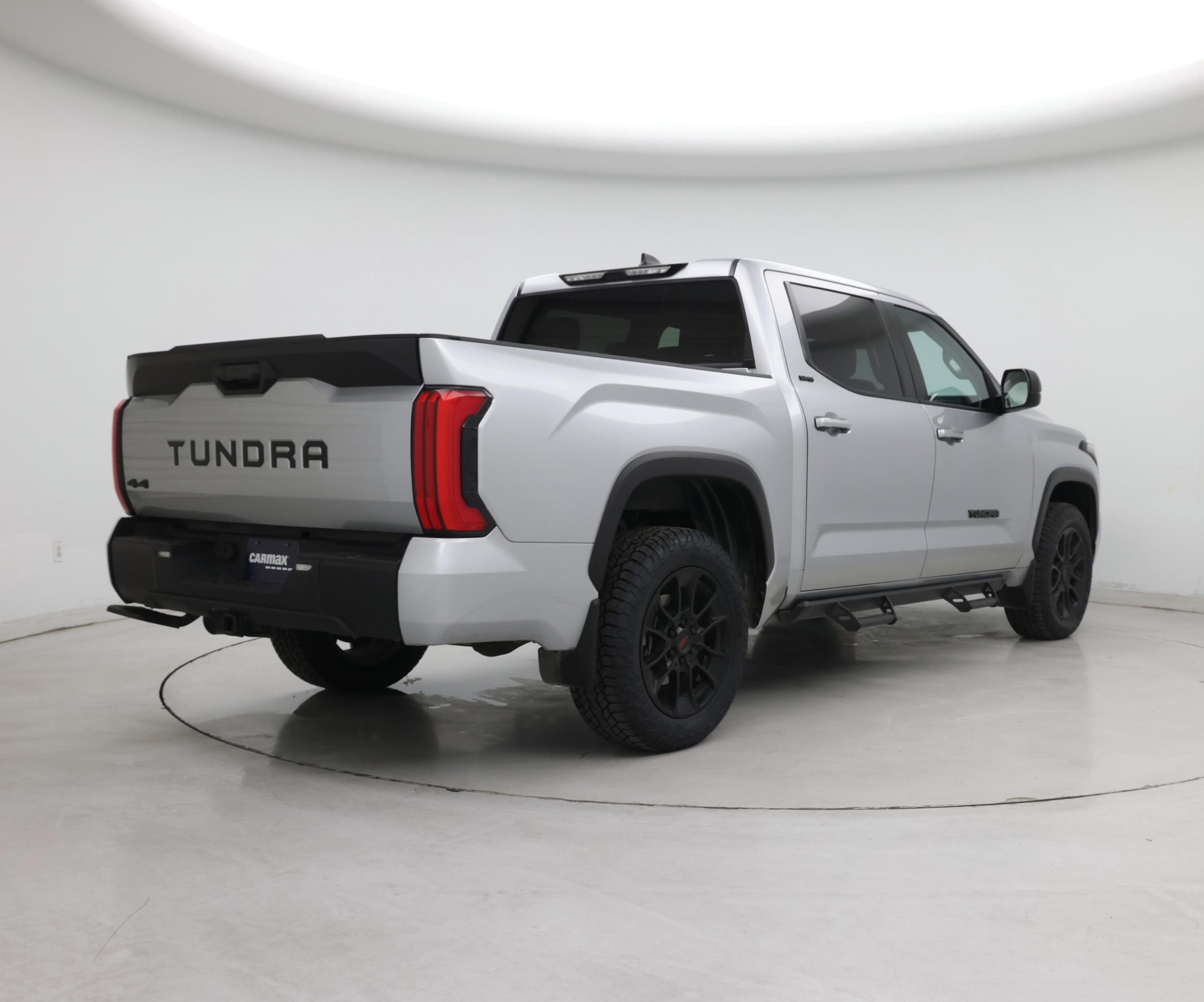 Thumbnail: 2024 Toyota Tundra - 8