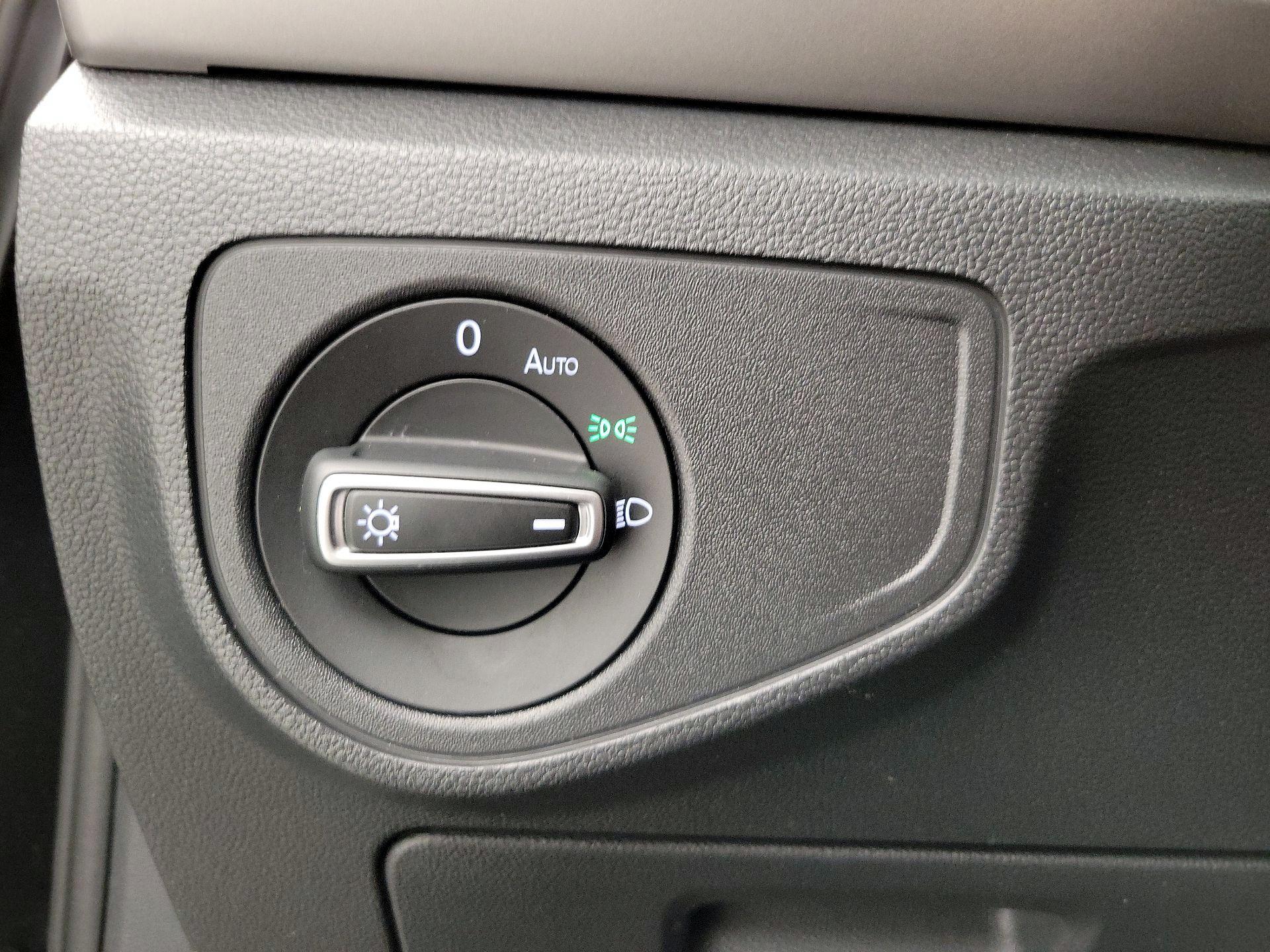 Thumbnail: 2019 Volkswagen Atlas - 13