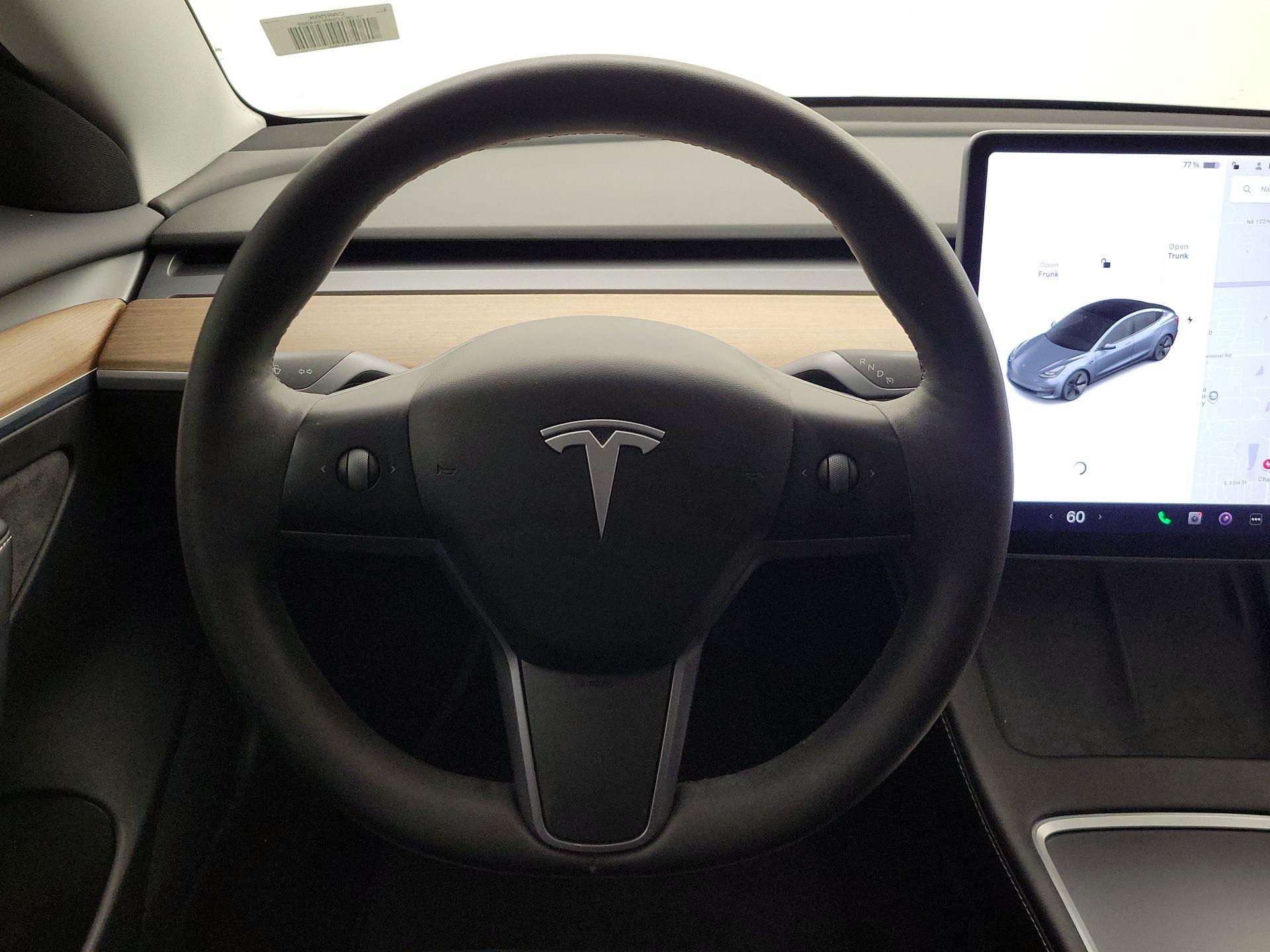 Thumbnail: 2021 Tesla Model 3 - 10