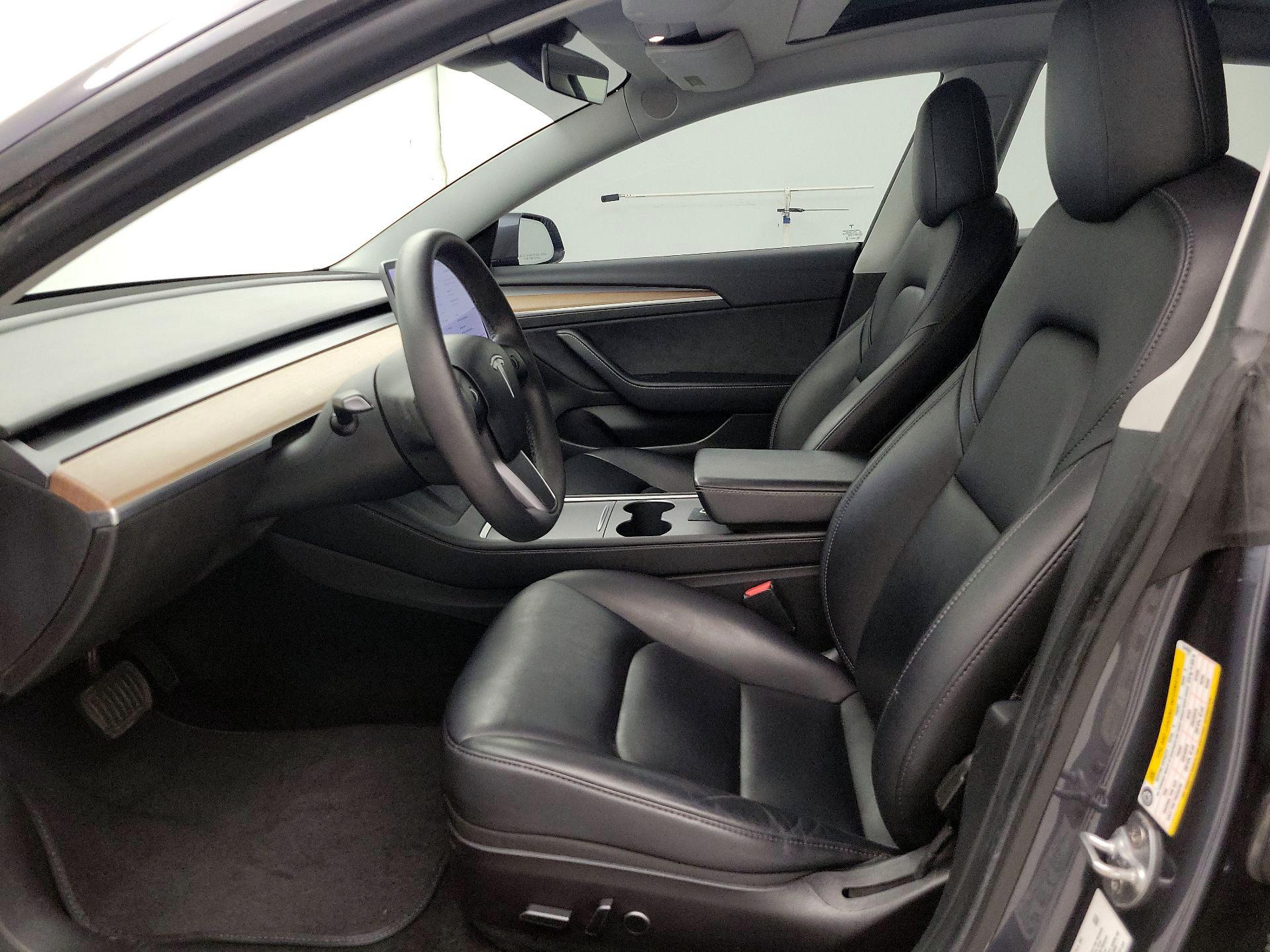 Thumbnail: 2021 Tesla Model 3 - 11