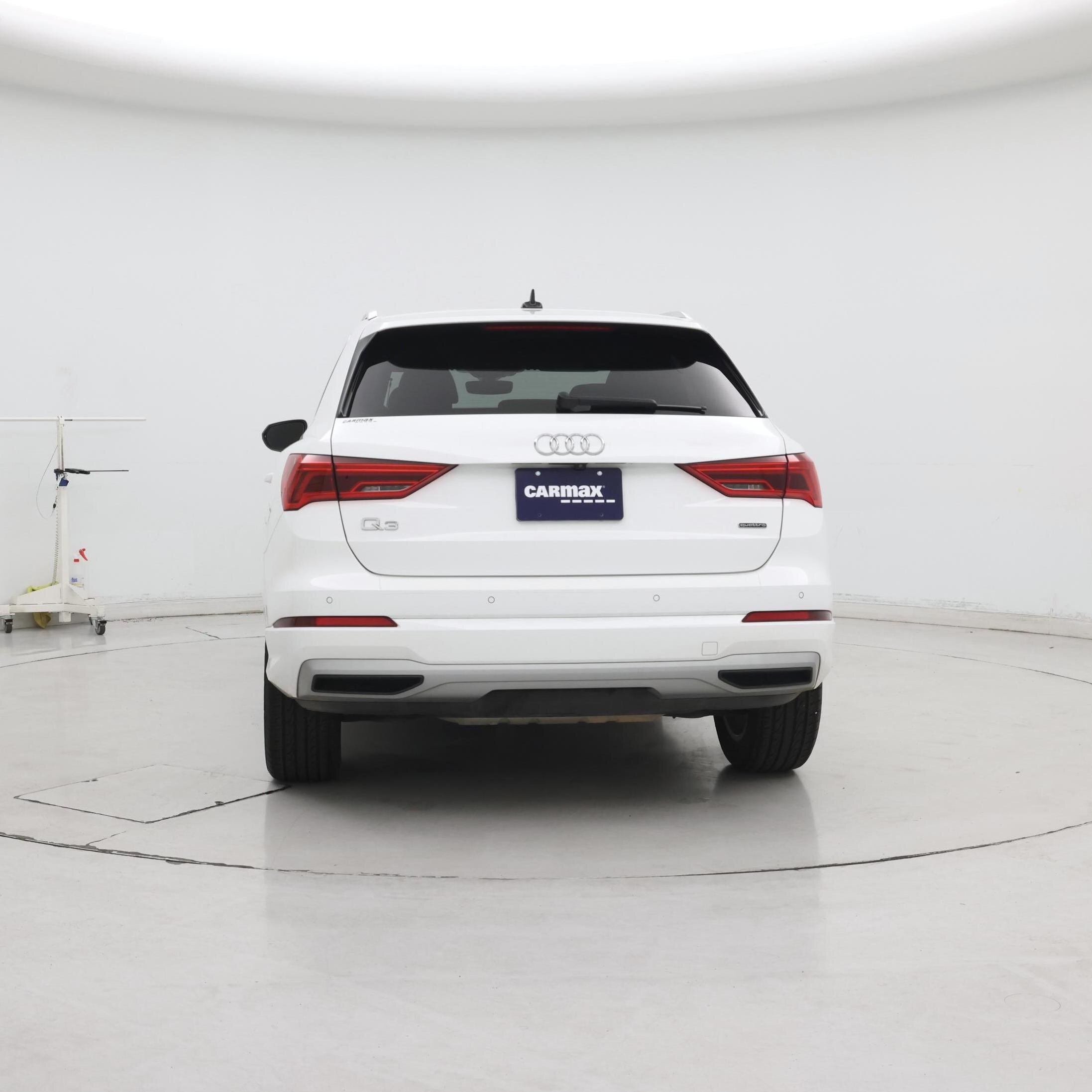 Thumbnail: 2020 Audi Q3 - 6