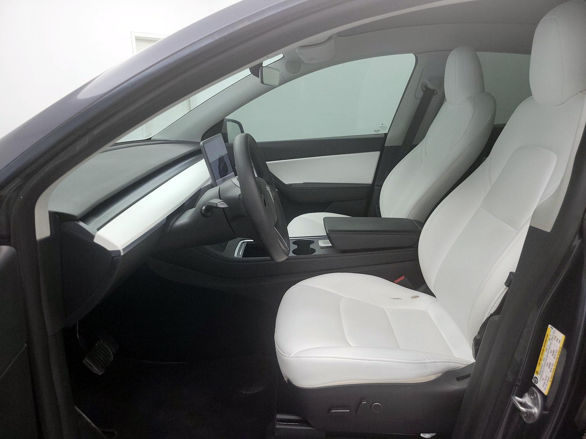 Thumbnail: 2022 Tesla Model Y - 11