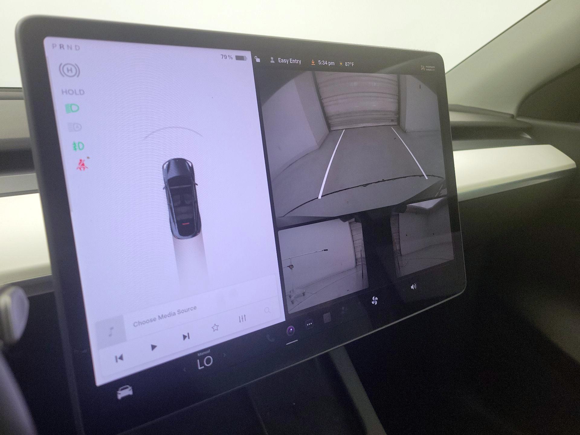 Thumbnail: 2022 Tesla Model Y - 14