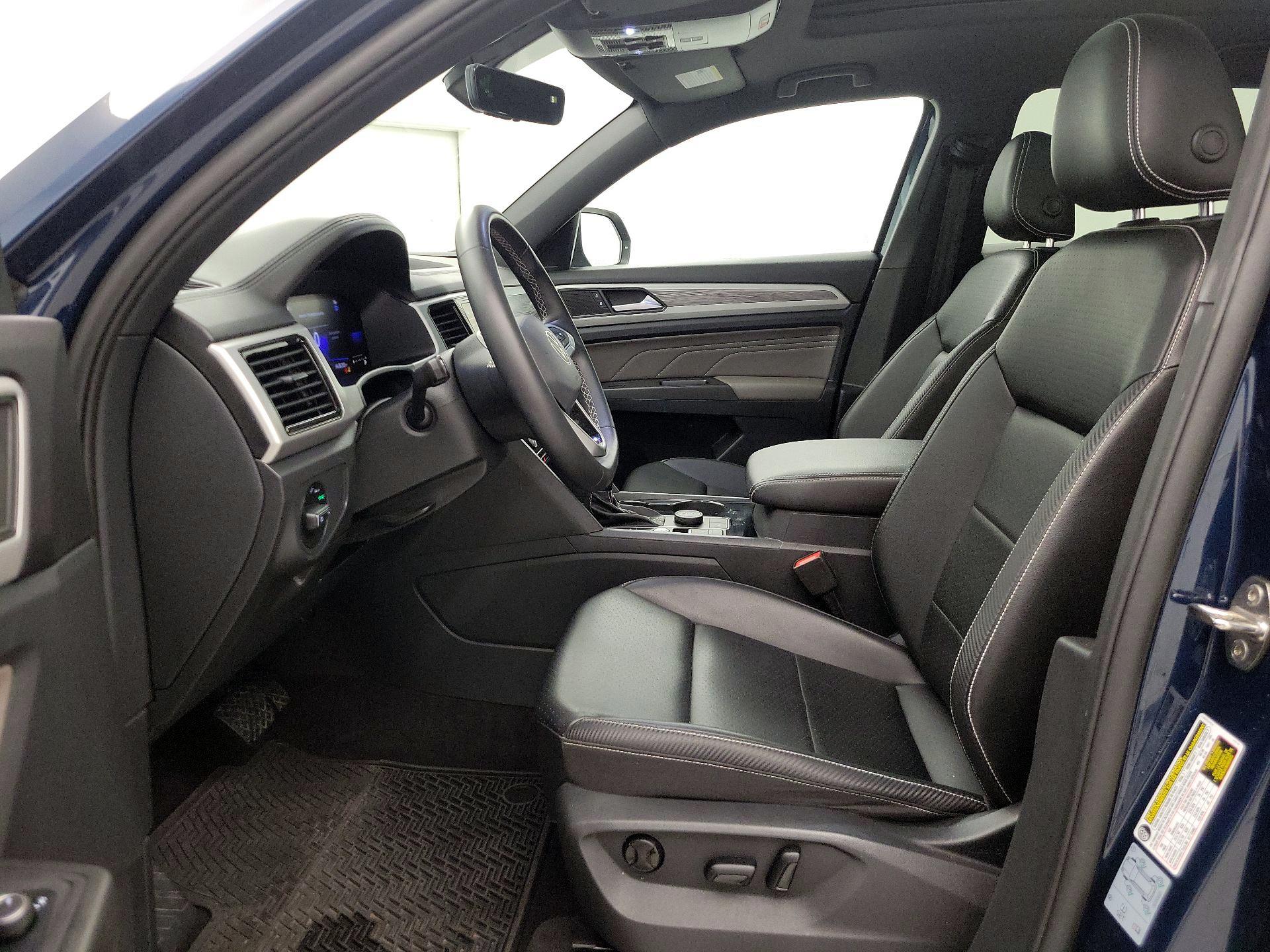 Thumbnail: 2022 Volkswagen Atlas - 11