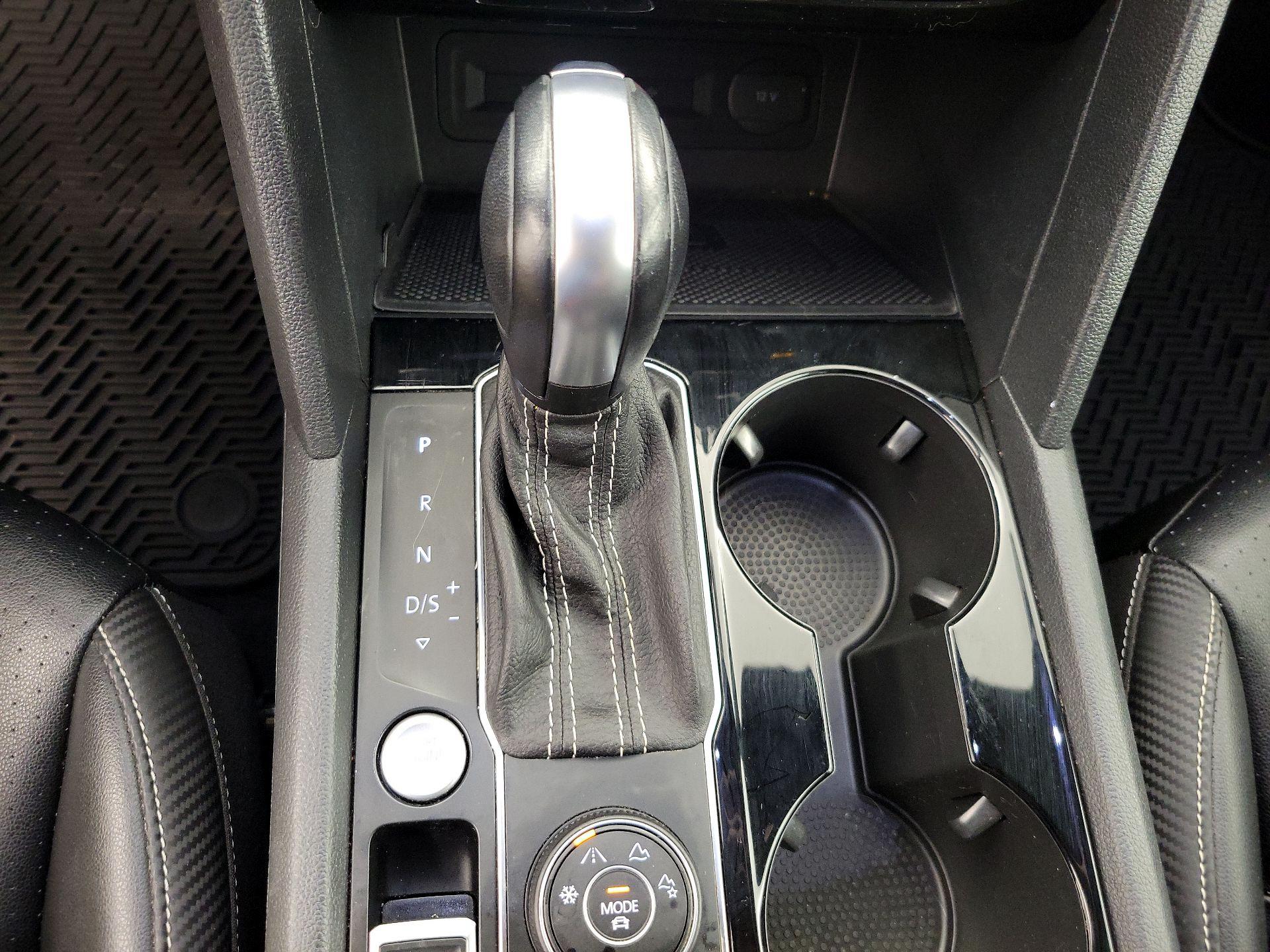 Thumbnail: 2022 Volkswagen Atlas - 17