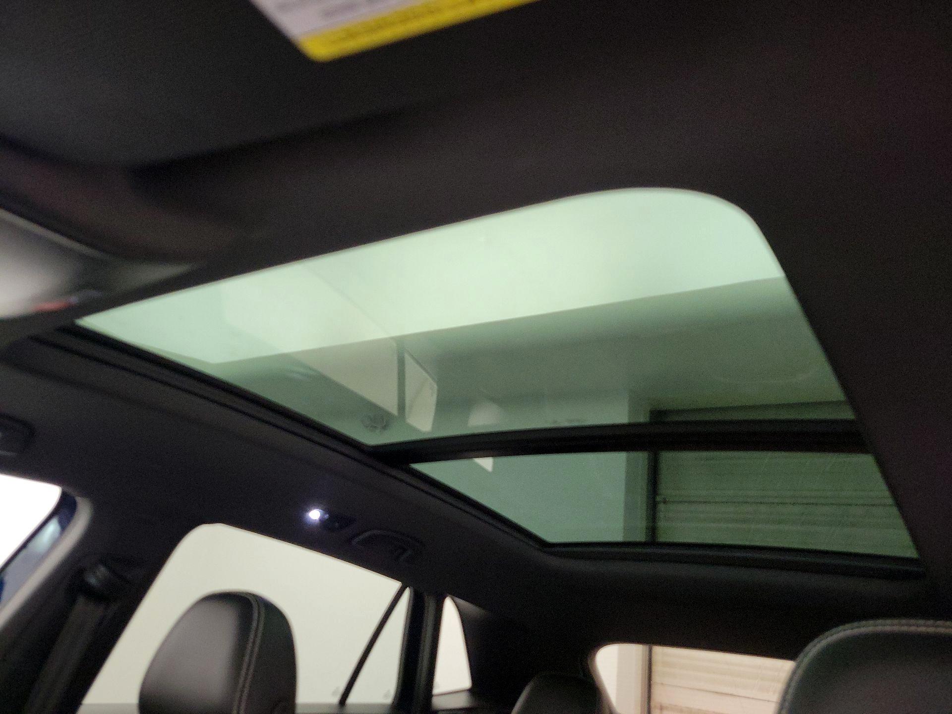 Thumbnail: 2022 Volkswagen Atlas - 19