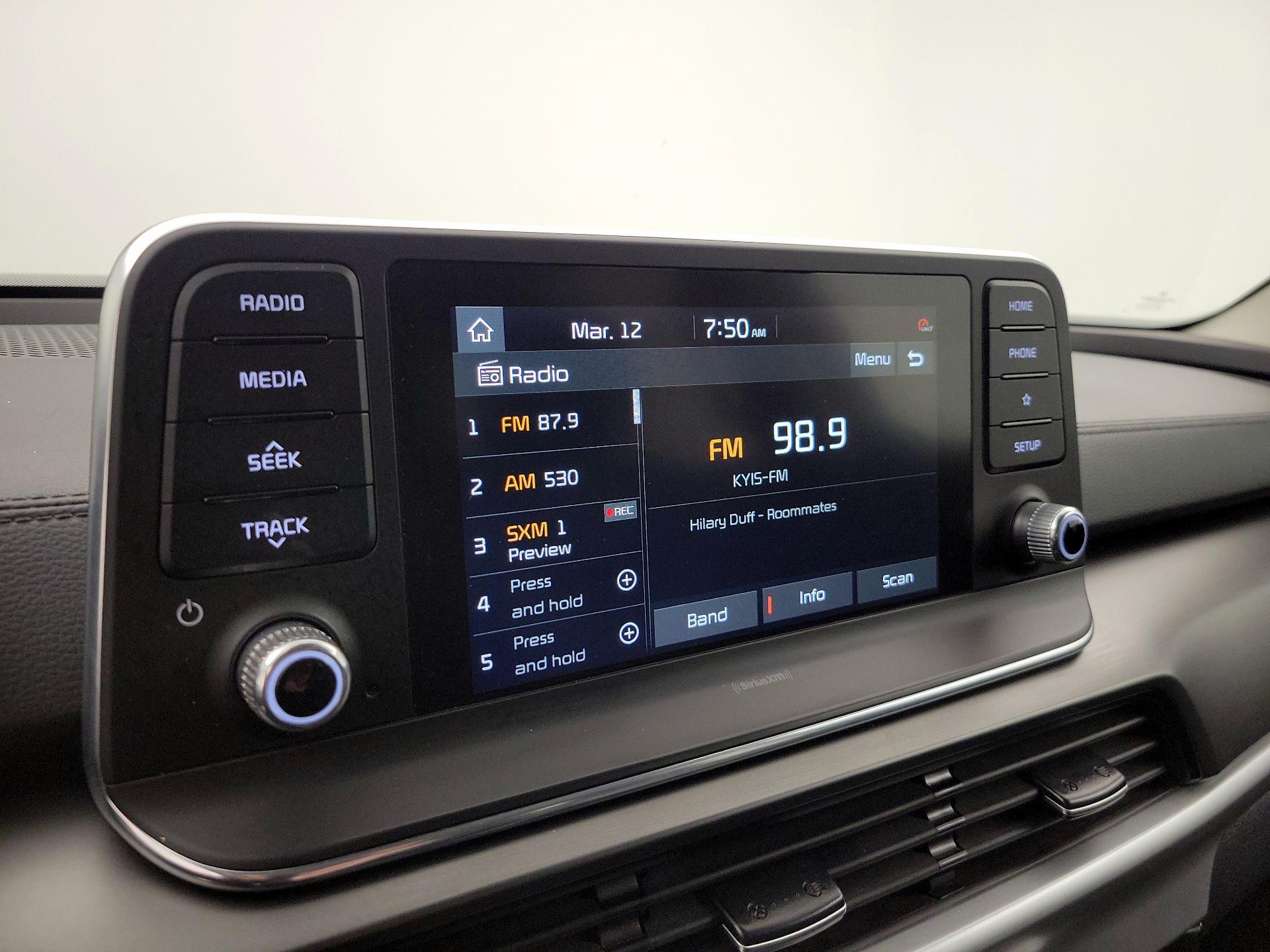 Thumbnail: 2021 Kia Telluride - 15