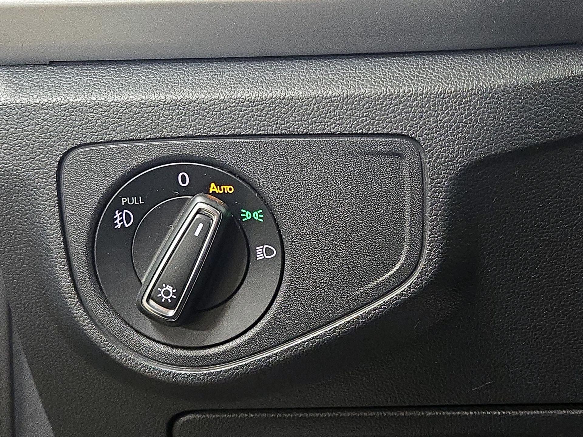 Thumbnail: 2019 Volkswagen Atlas - 13