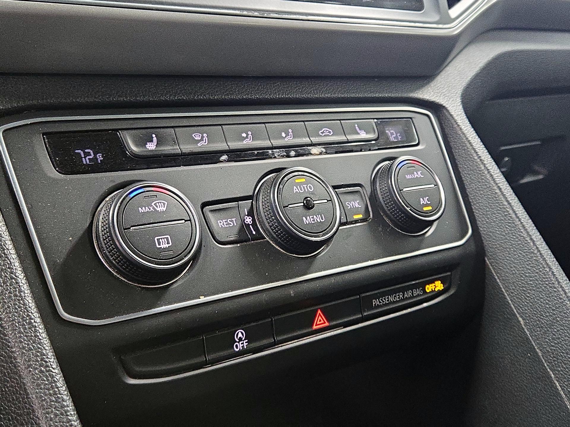 Thumbnail: 2019 Volkswagen Atlas - 16