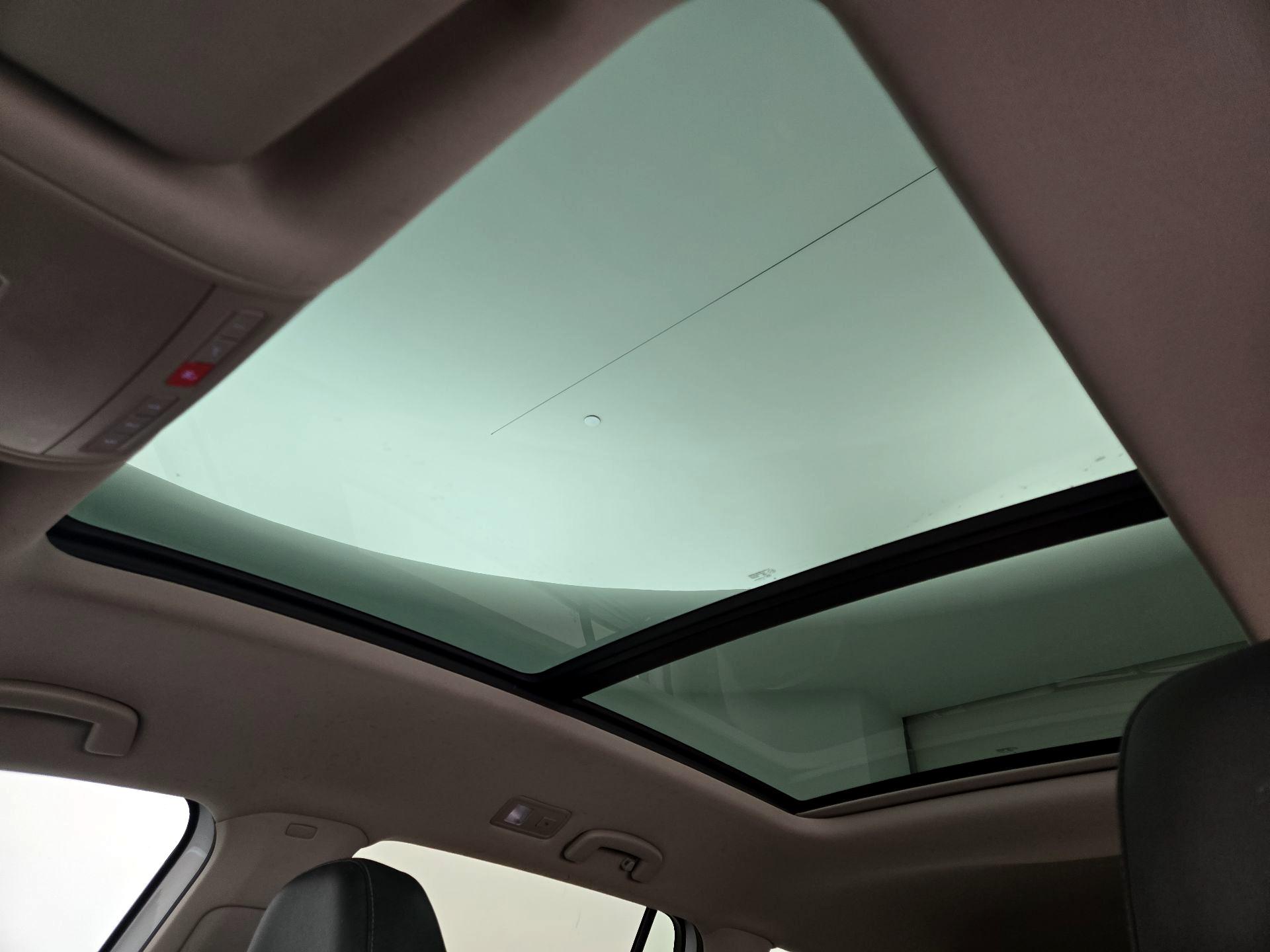 Thumbnail: 2019 Volkswagen Atlas - 19