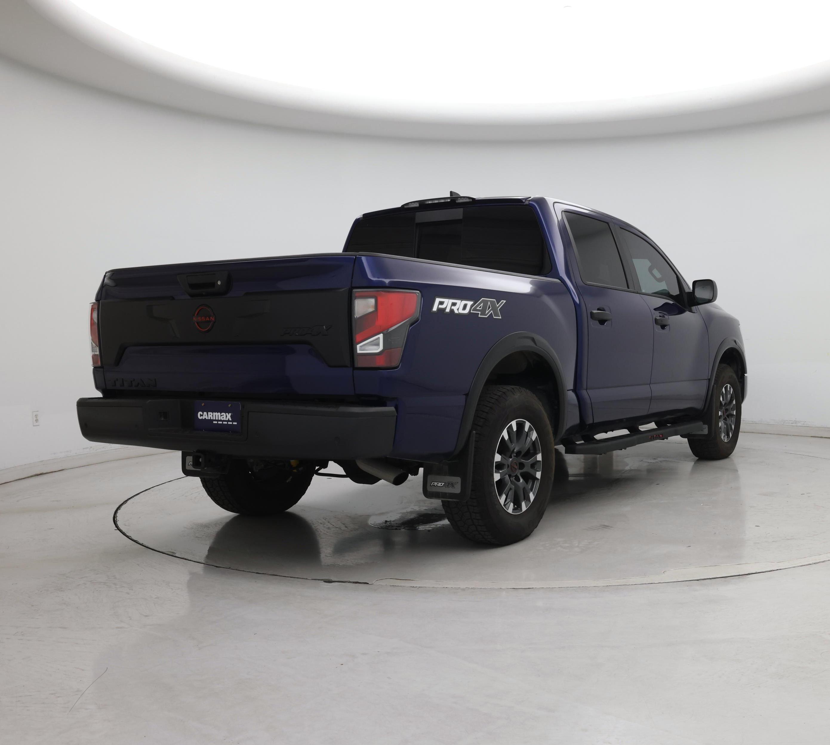 Thumbnail: 2024 Nissan Titan - 8