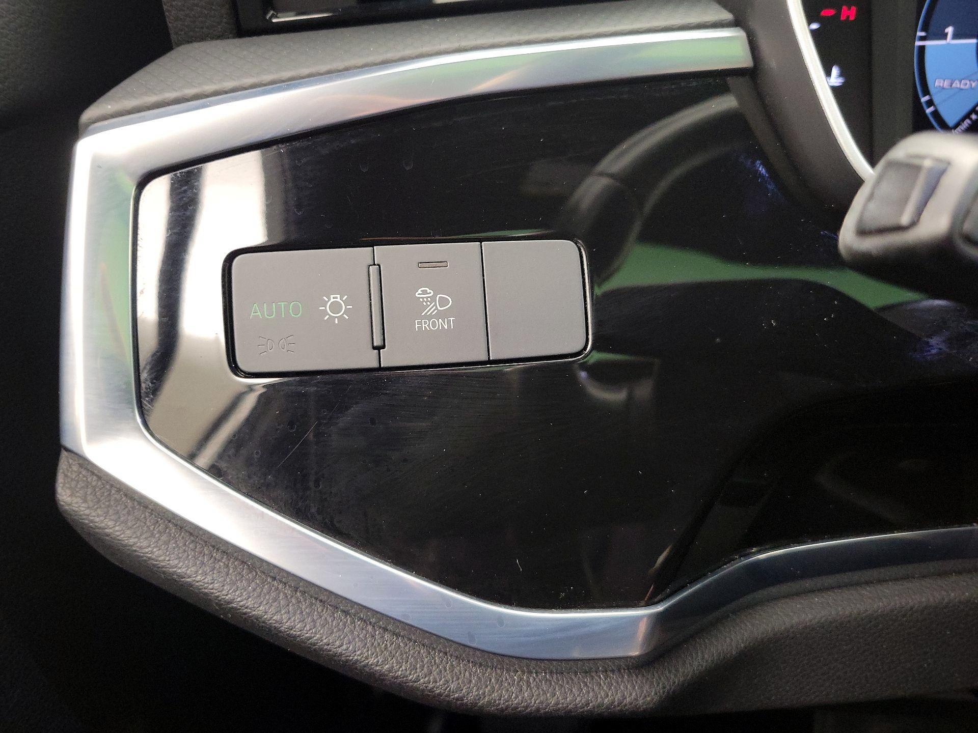 Thumbnail: 2022 Audi Q3 - 13