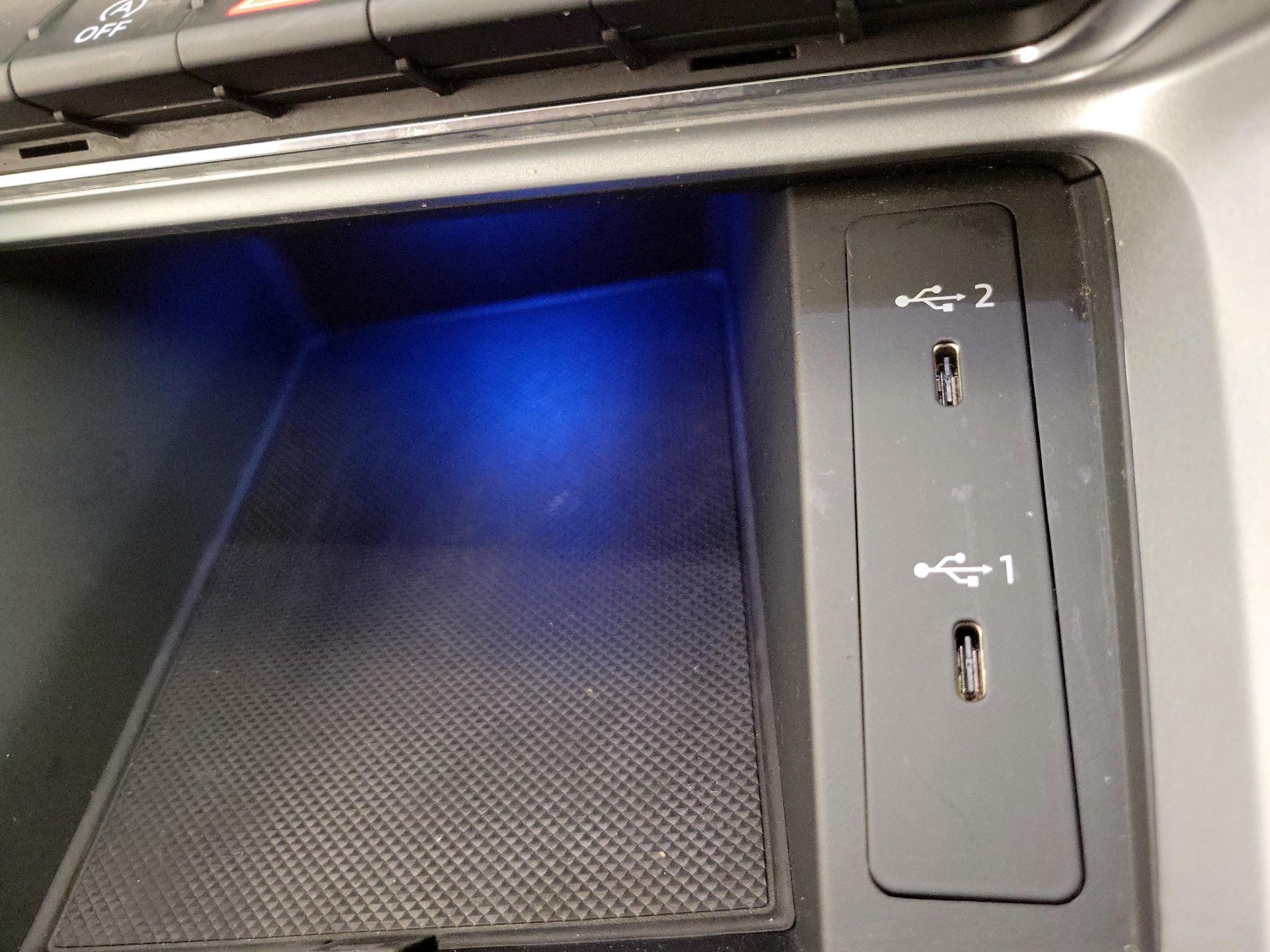 Thumbnail: 2022 Audi Q3 - 18