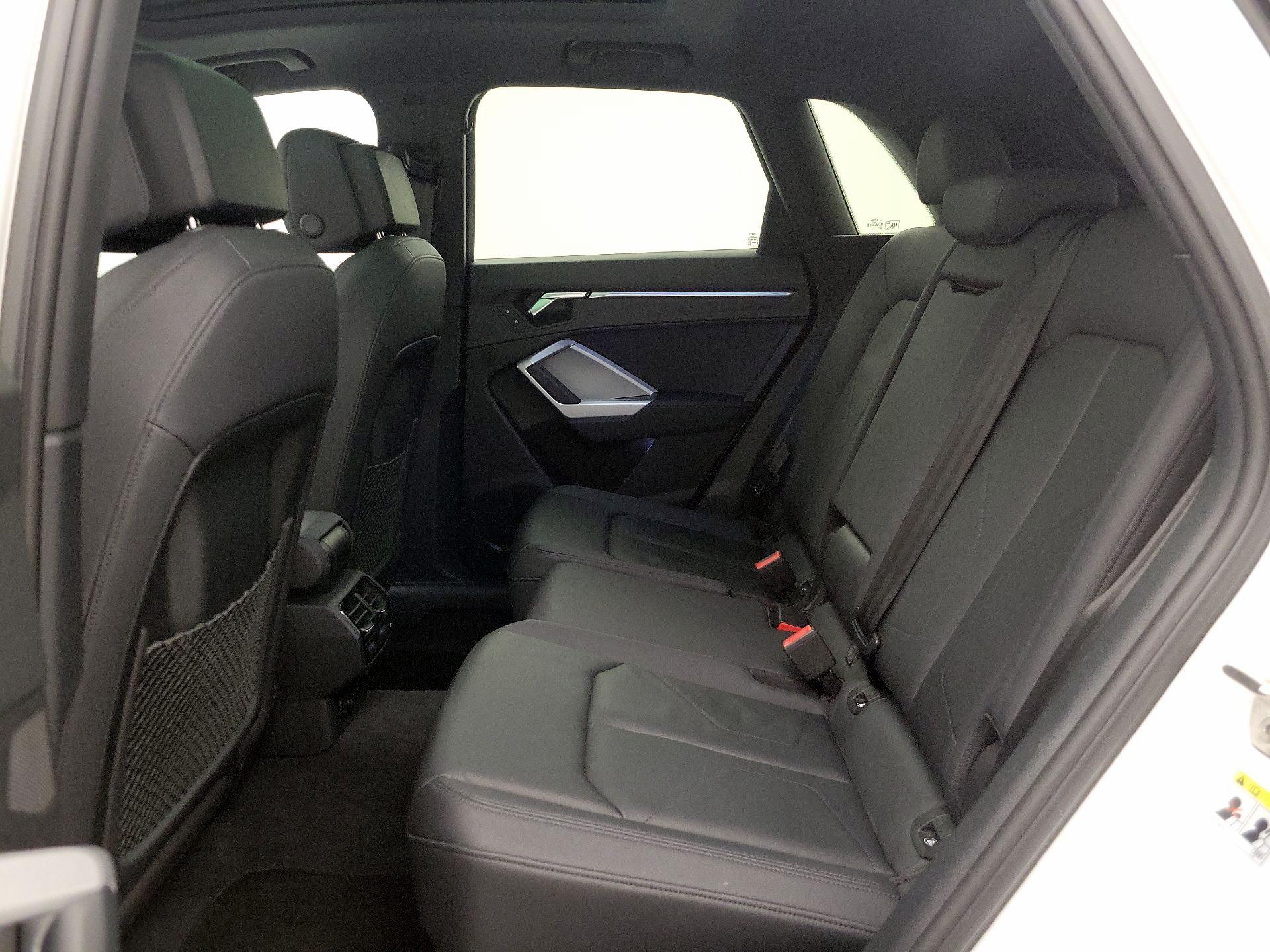 Thumbnail: 2022 Audi Q3 - 20