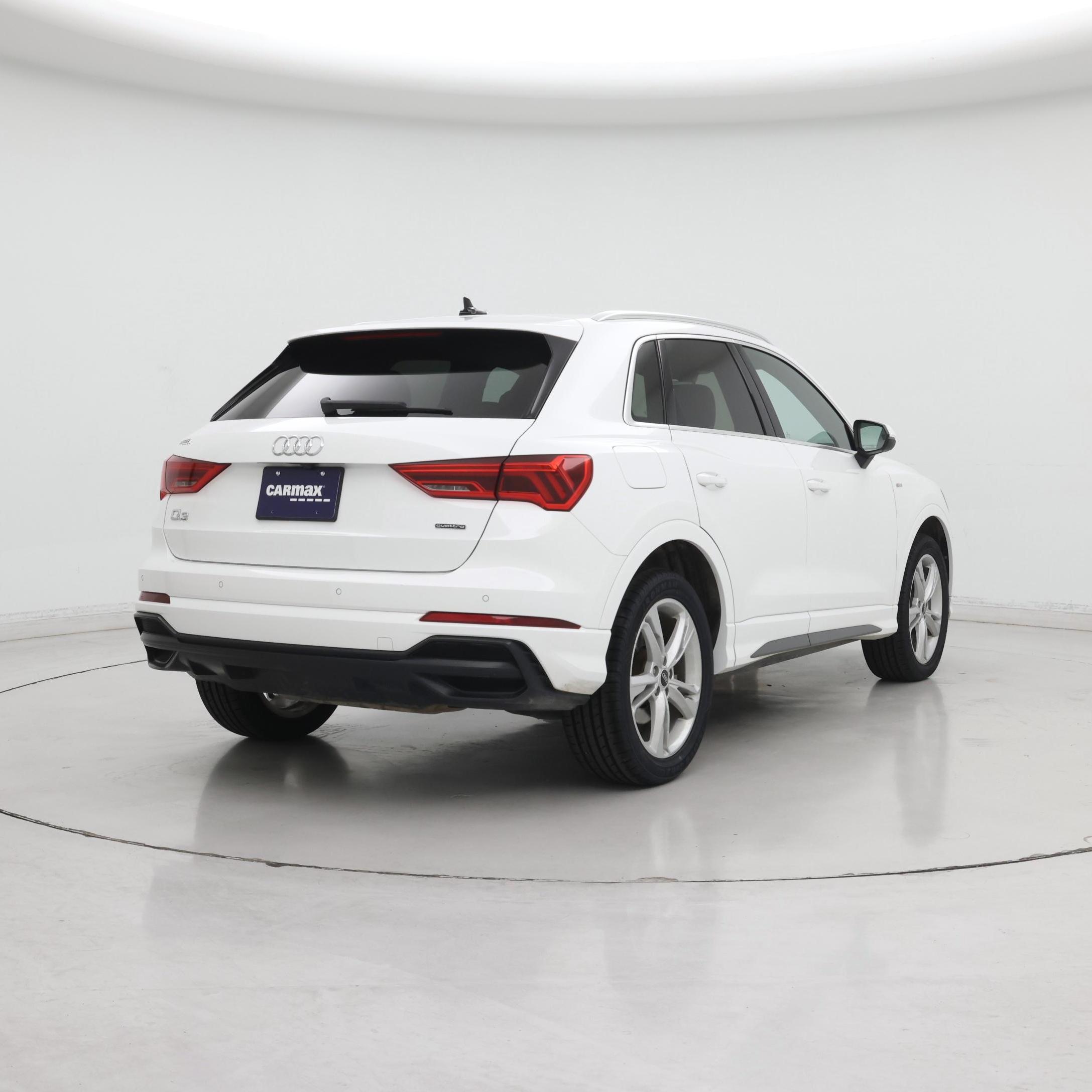 Thumbnail: 2022 Audi Q3 - 8