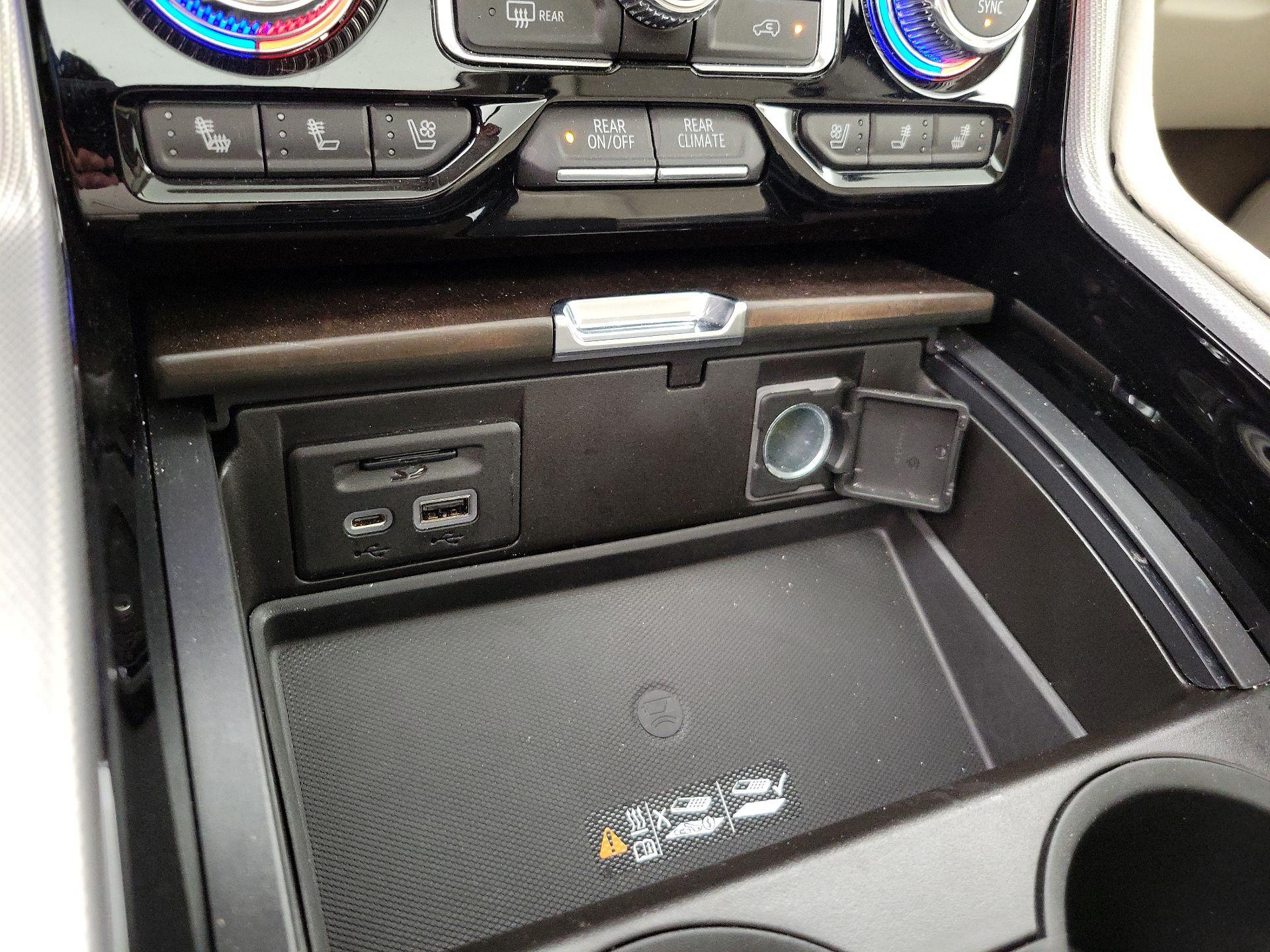 Thumbnail: 2021 GMC Yukon - 19