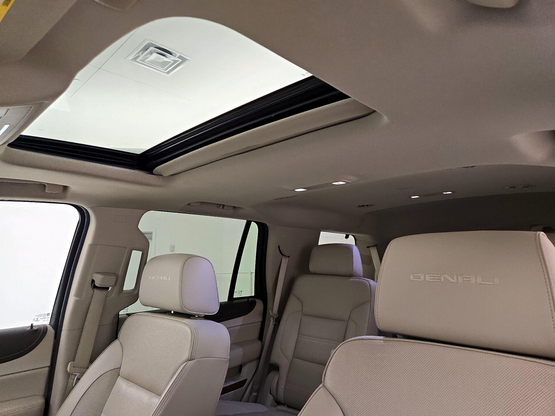 Thumbnail: 2020 GMC Yukon - 19