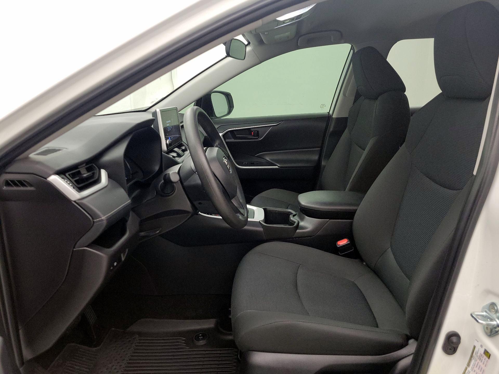 Thumbnail: 2025 Toyota RAV4 - 11