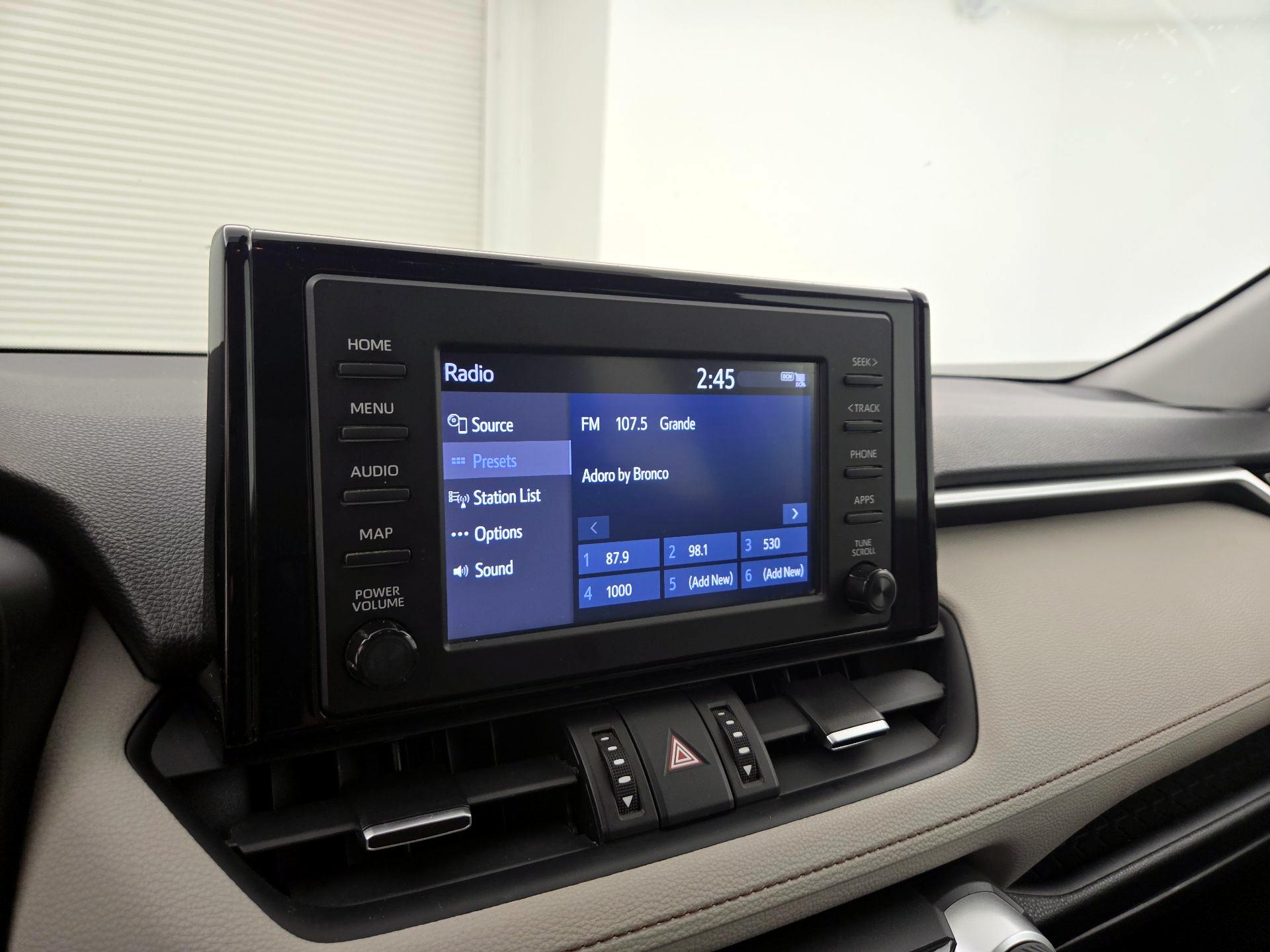 Thumbnail: 2019 Toyota RAV4 - 15