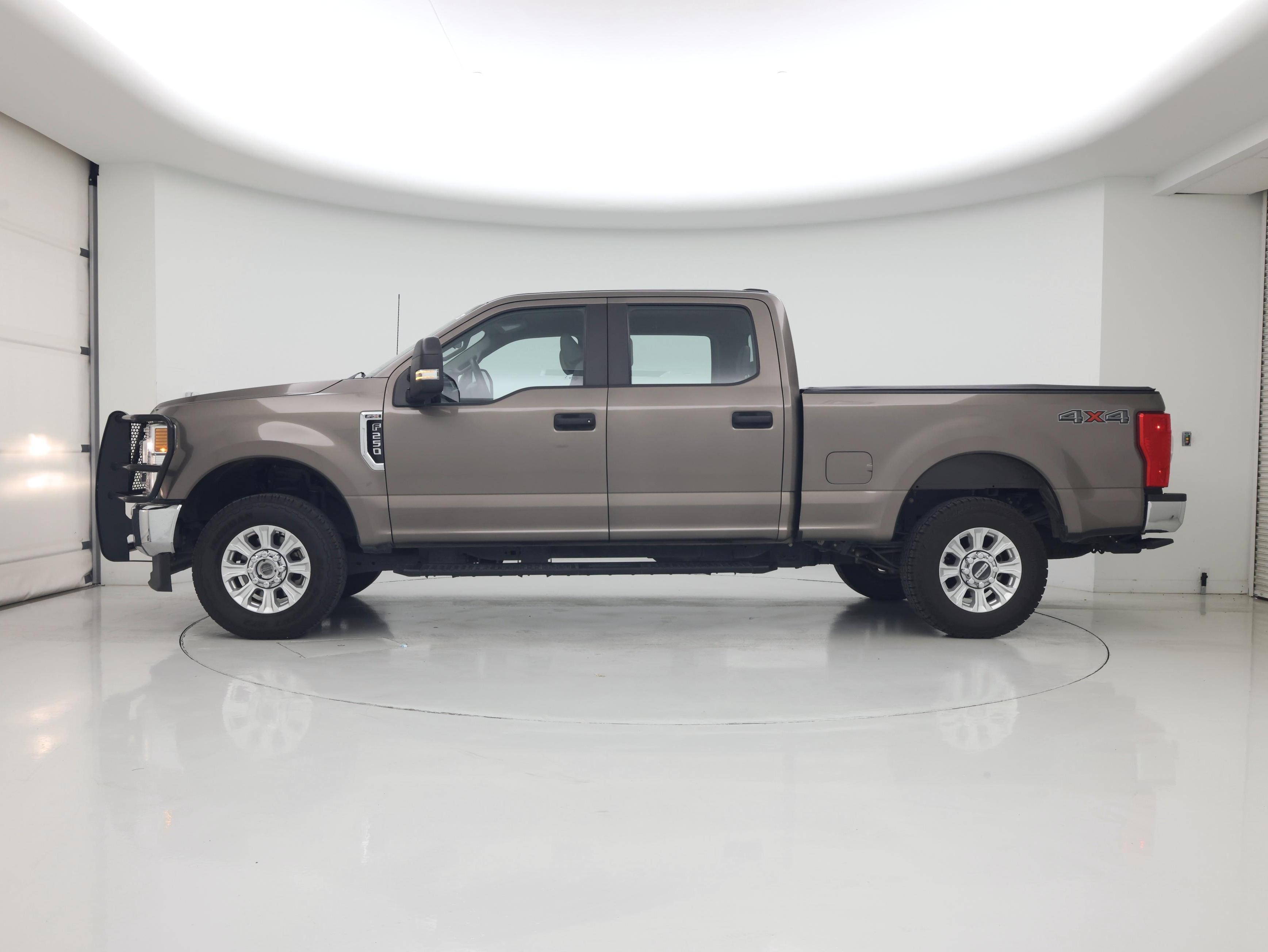 Thumbnail: 2022 Ford F-250 - 3