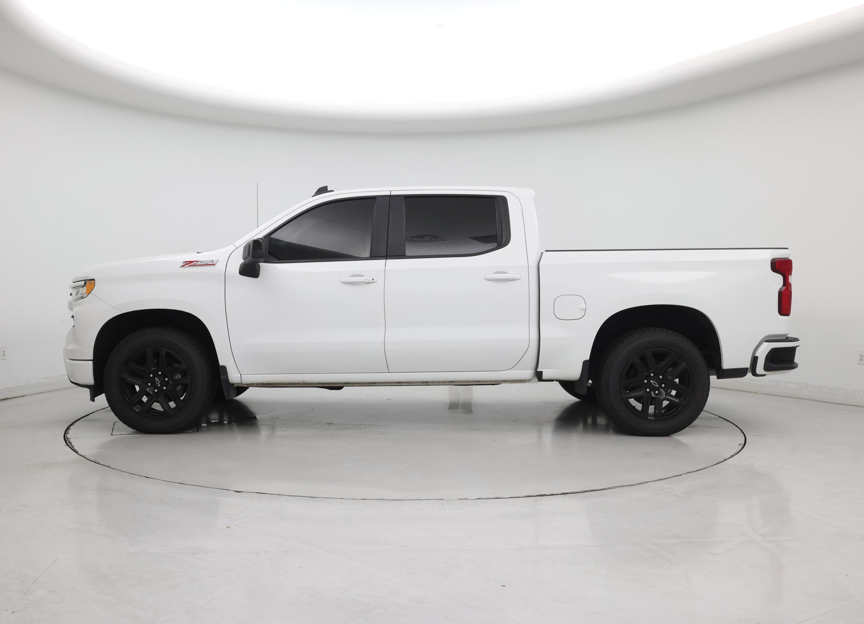 Thumbnail: 2022 Chevrolet Silverado 1500 - 3