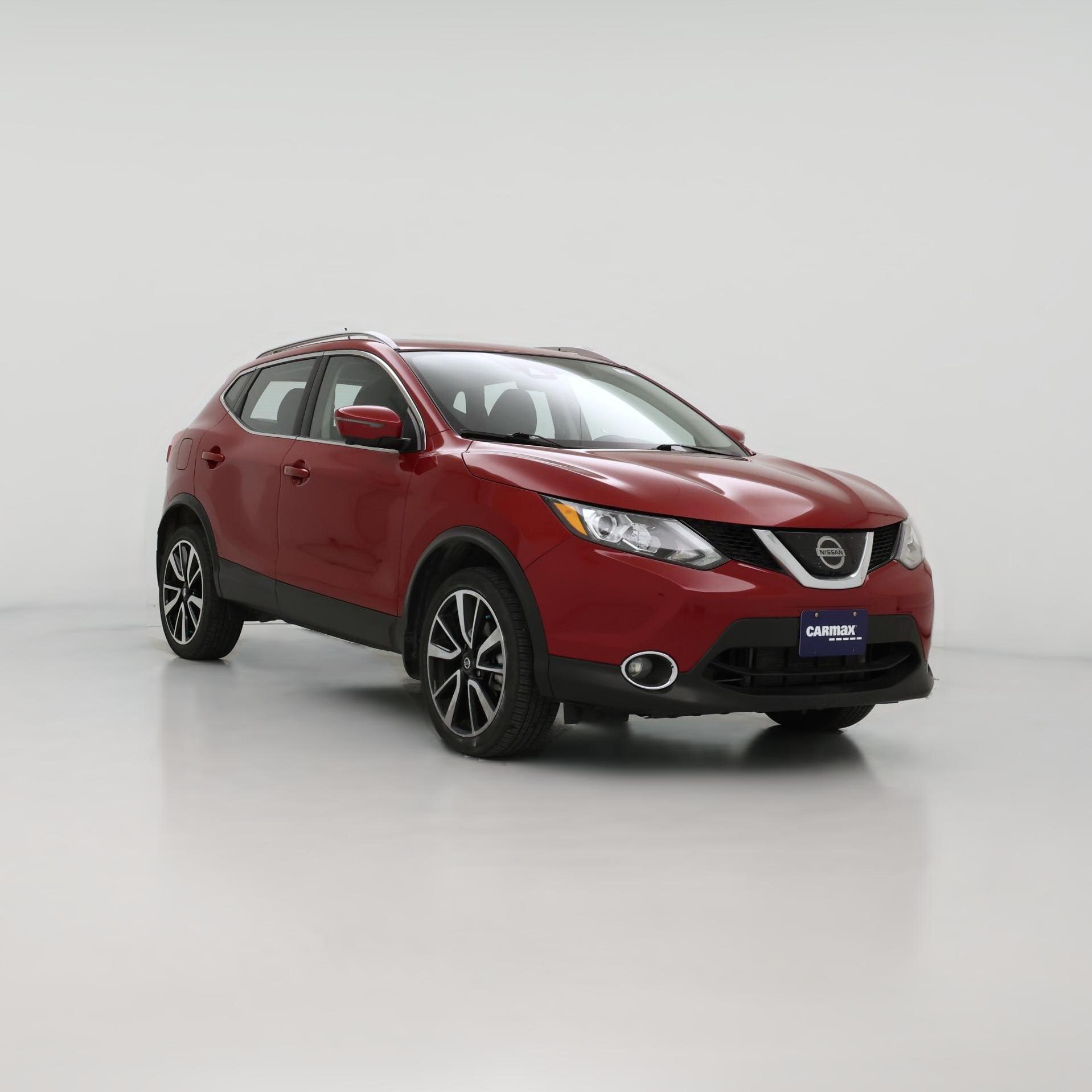 Thumbnail: 2018 Nissan Rogue Sport - 1