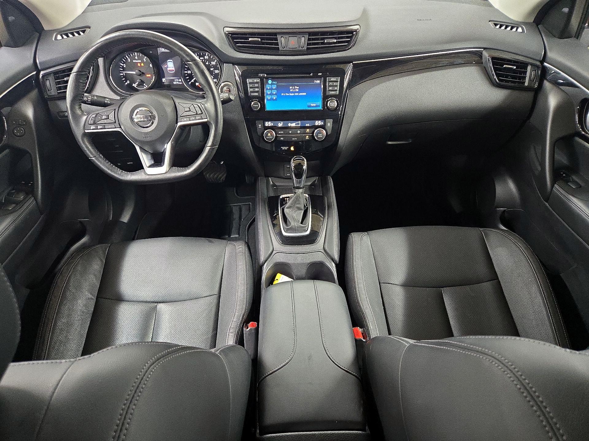 Thumbnail: 2018 Nissan Rogue Sport - 9