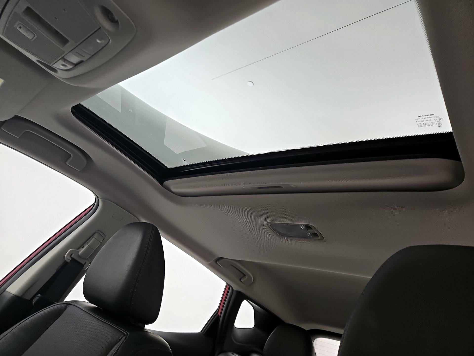 Thumbnail: 2018 Nissan Rogue Sport - 20