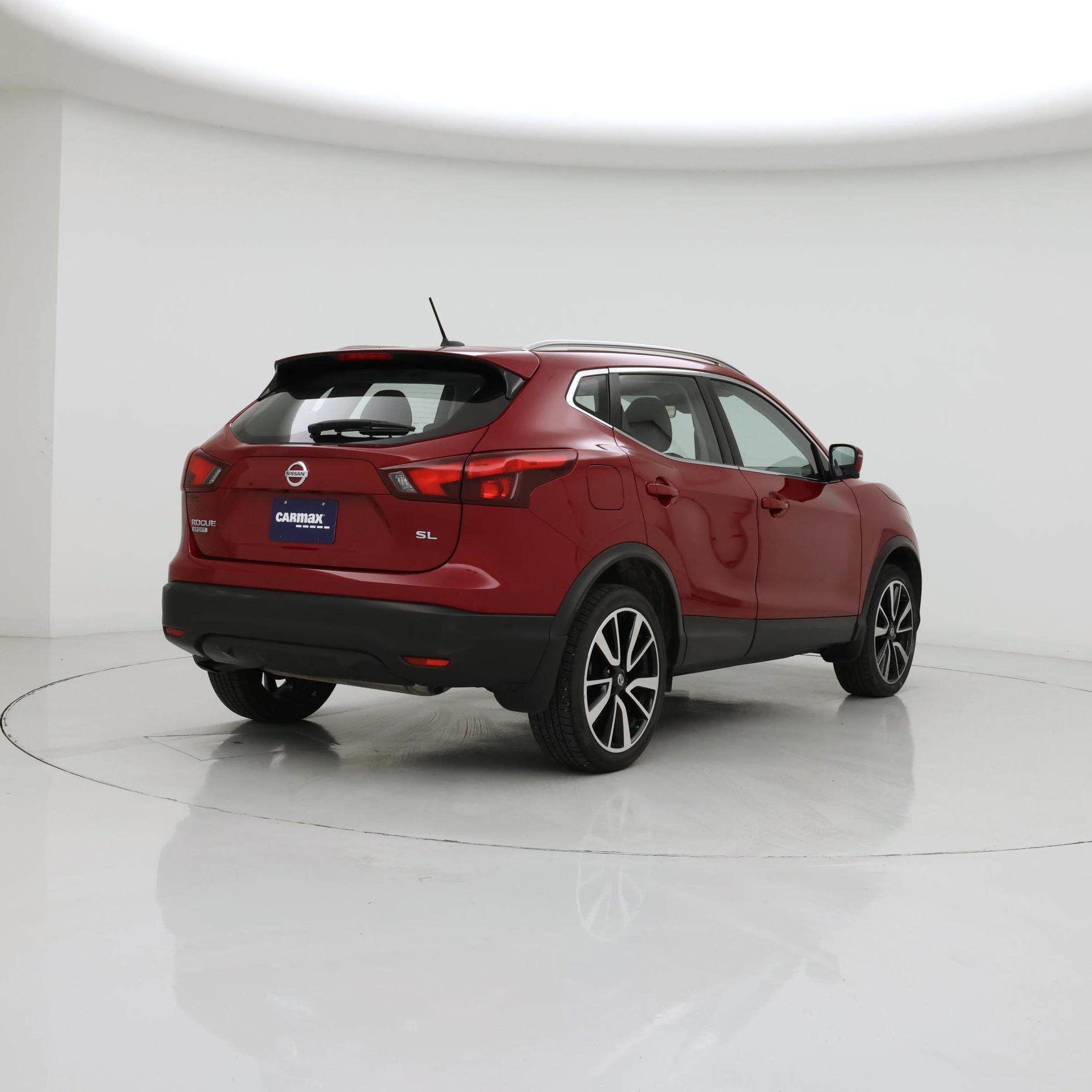 Thumbnail: 2018 Nissan Rogue Sport - 8