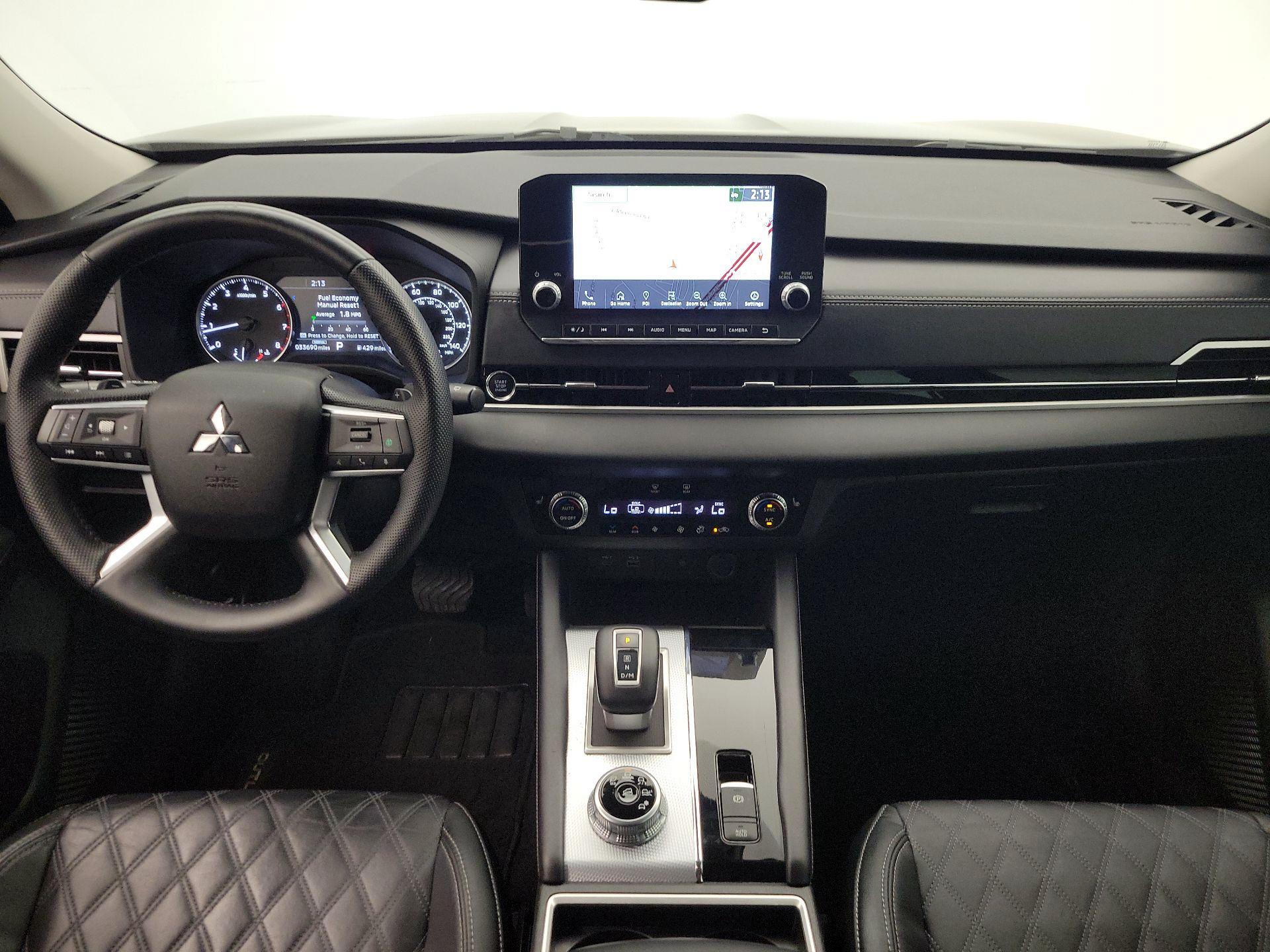 Thumbnail: 2022 Mitsubishi Outlander - 9