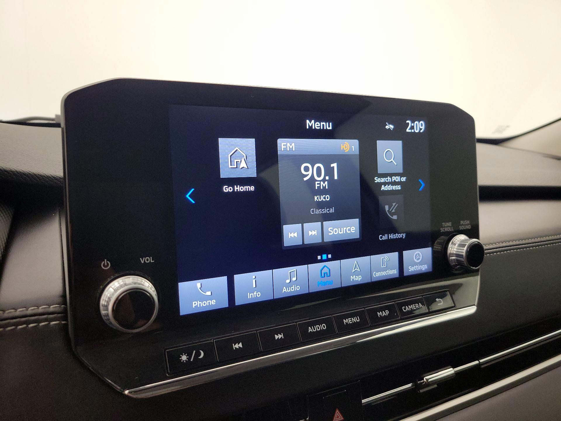 Thumbnail: 2022 Mitsubishi Outlander - 16