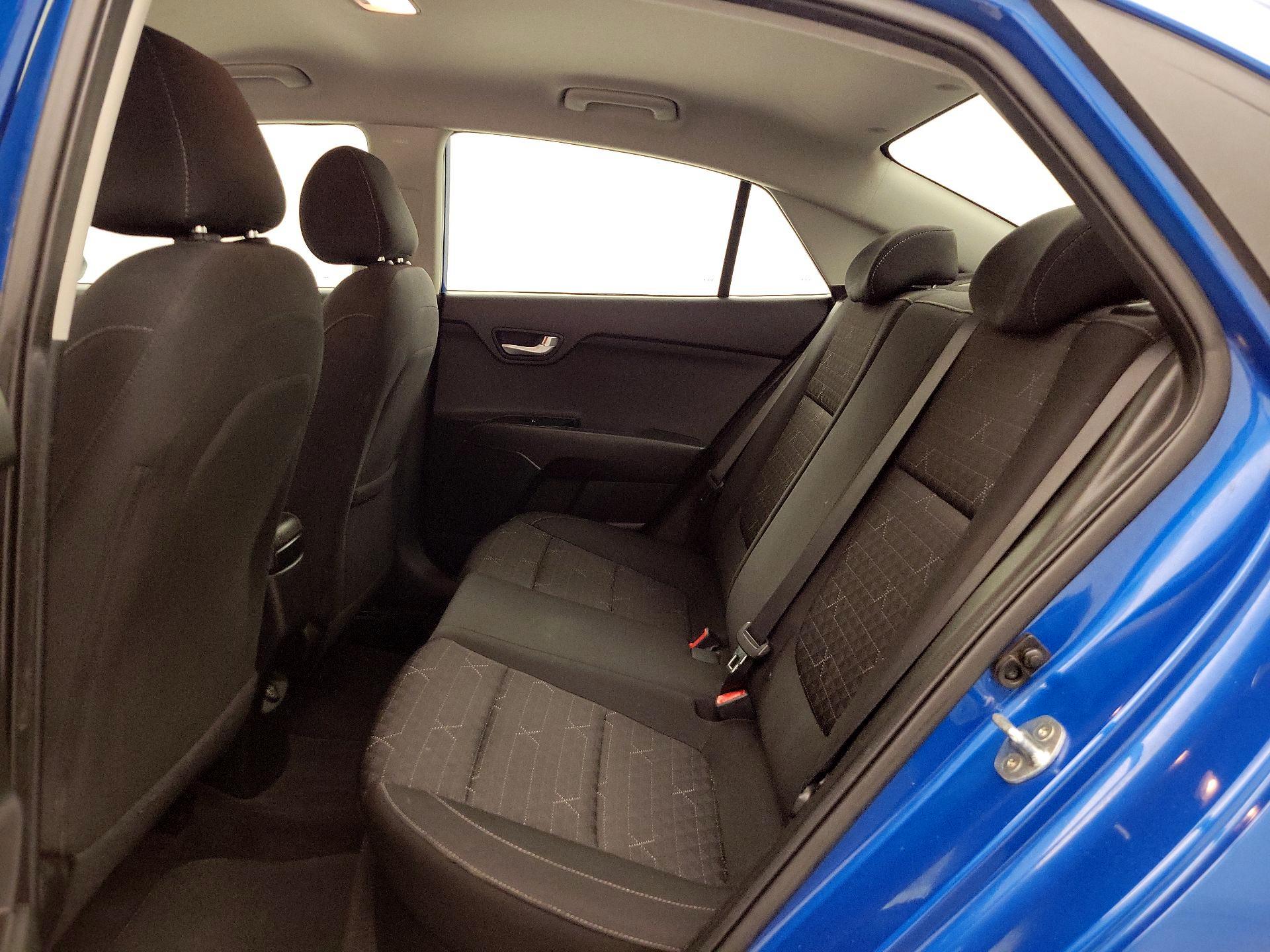 Thumbnail: 2022 Kia Rio - 19