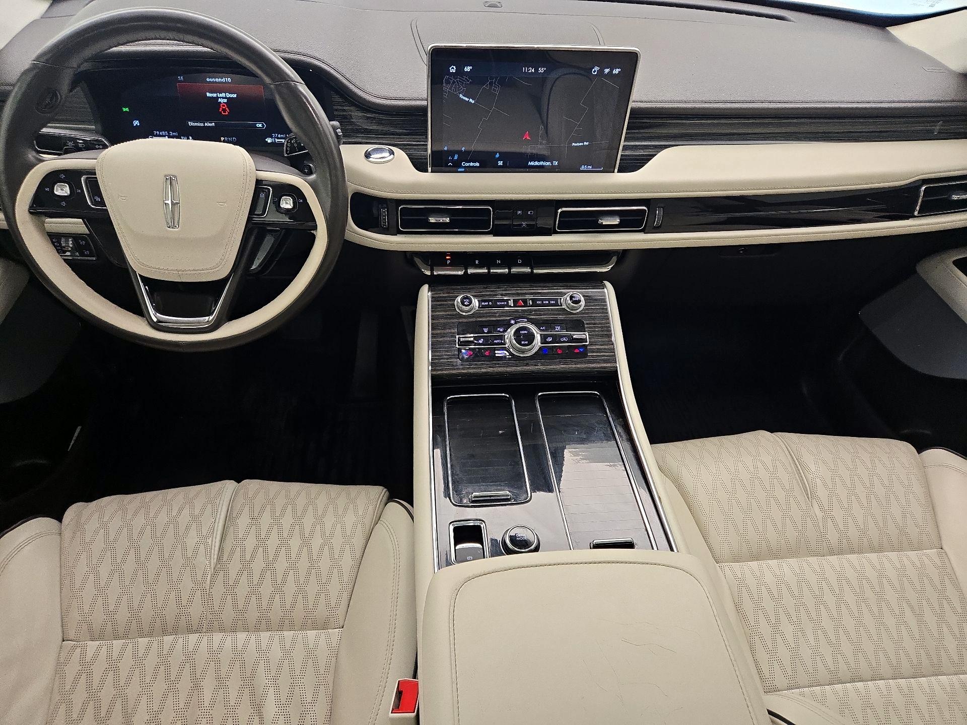 Thumbnail: 2022 Lincoln Aviator - 9