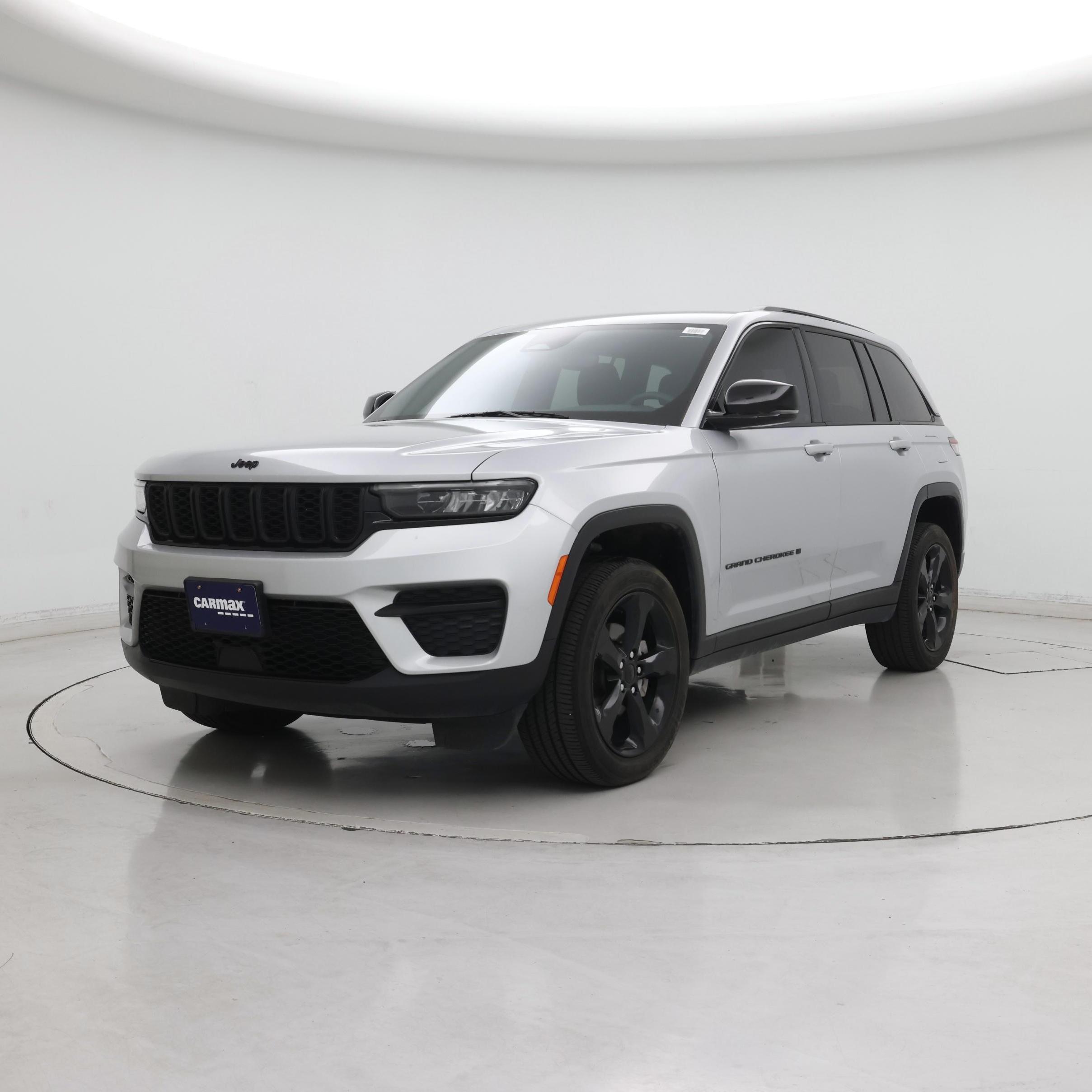 Thumbnail: 2023 Jeep Grand Cherokee - 4