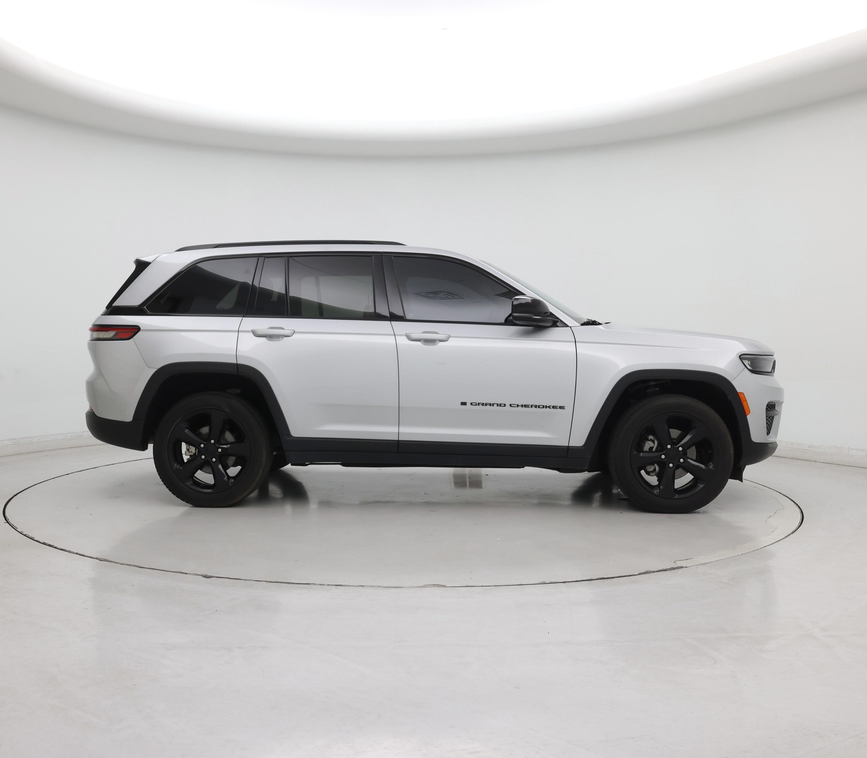 Thumbnail: 2023 Jeep Grand Cherokee - 7