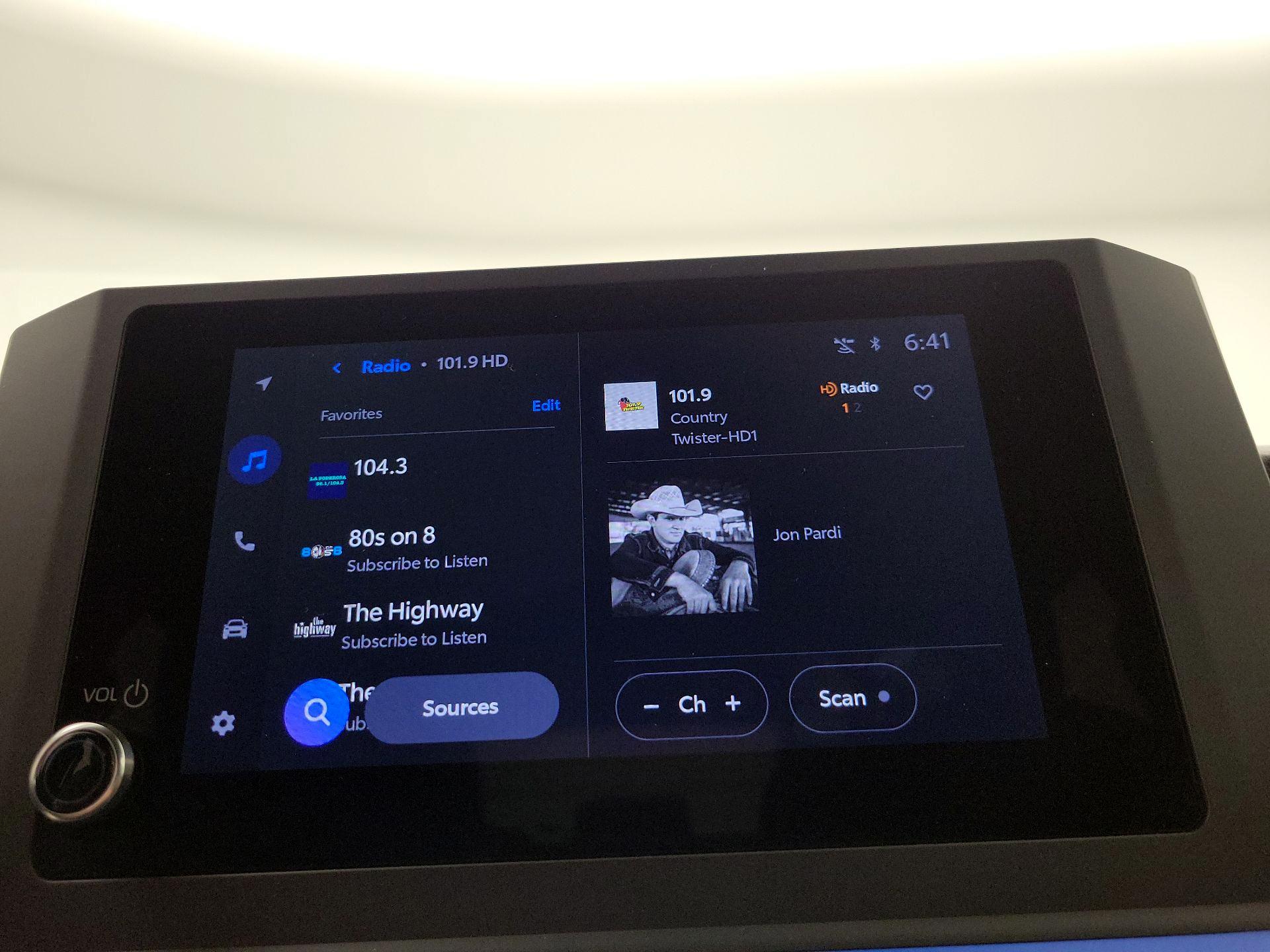 Thumbnail: 2025 Toyota Tacoma - 15