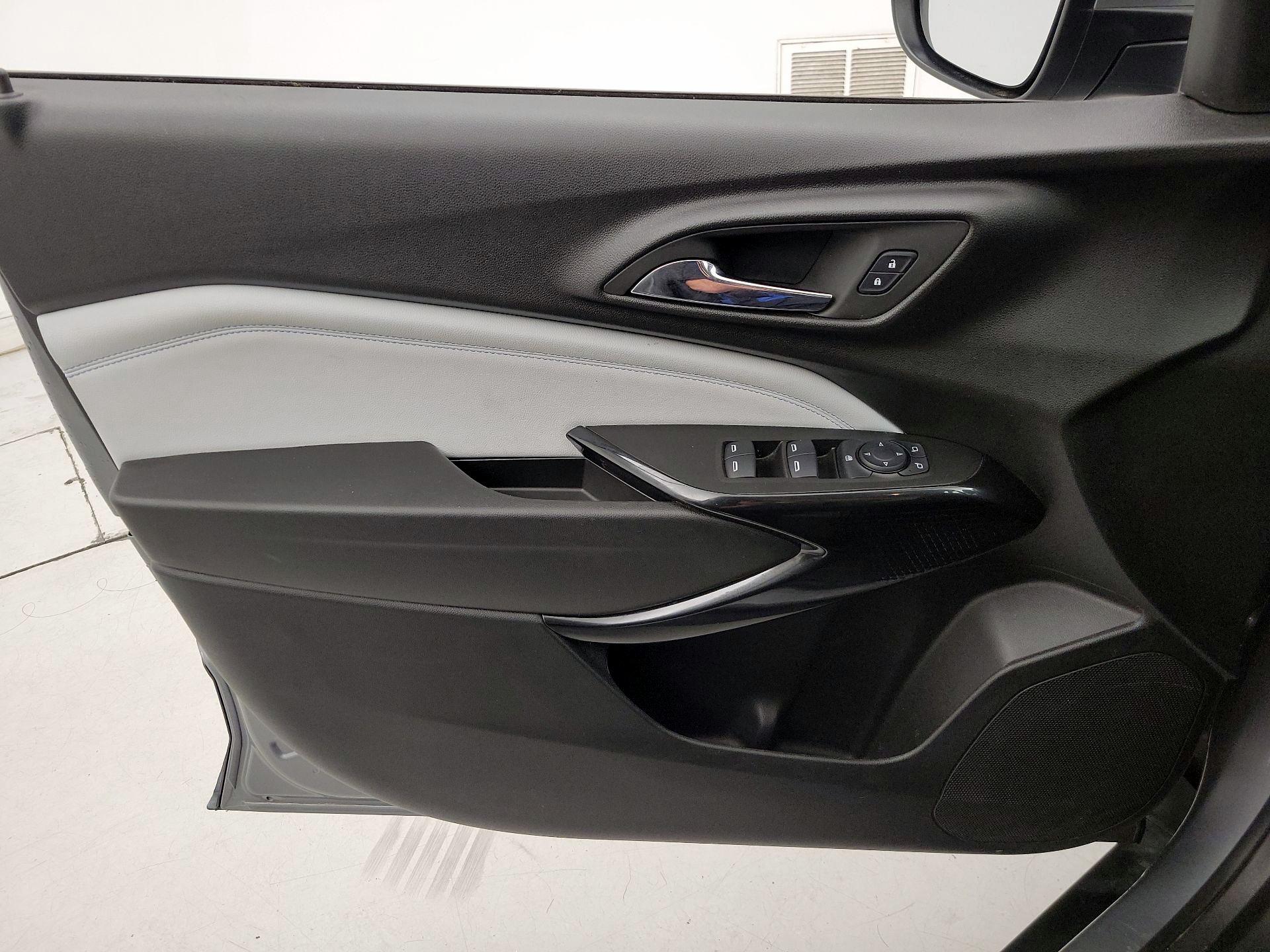 Thumbnail: 2025 Chevrolet Trax - 12