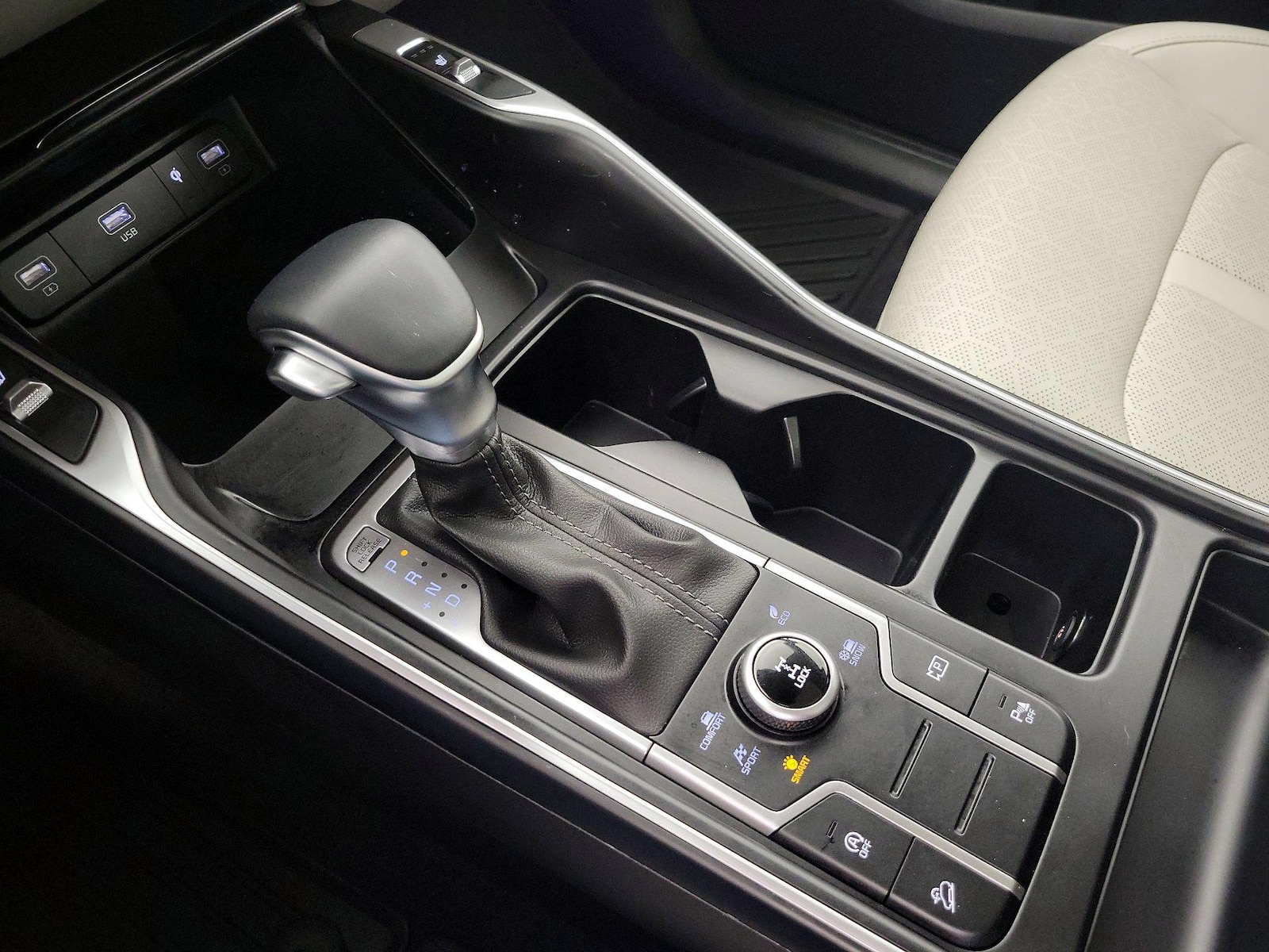 2023 Kia Sorento X-Line S - Photo 19