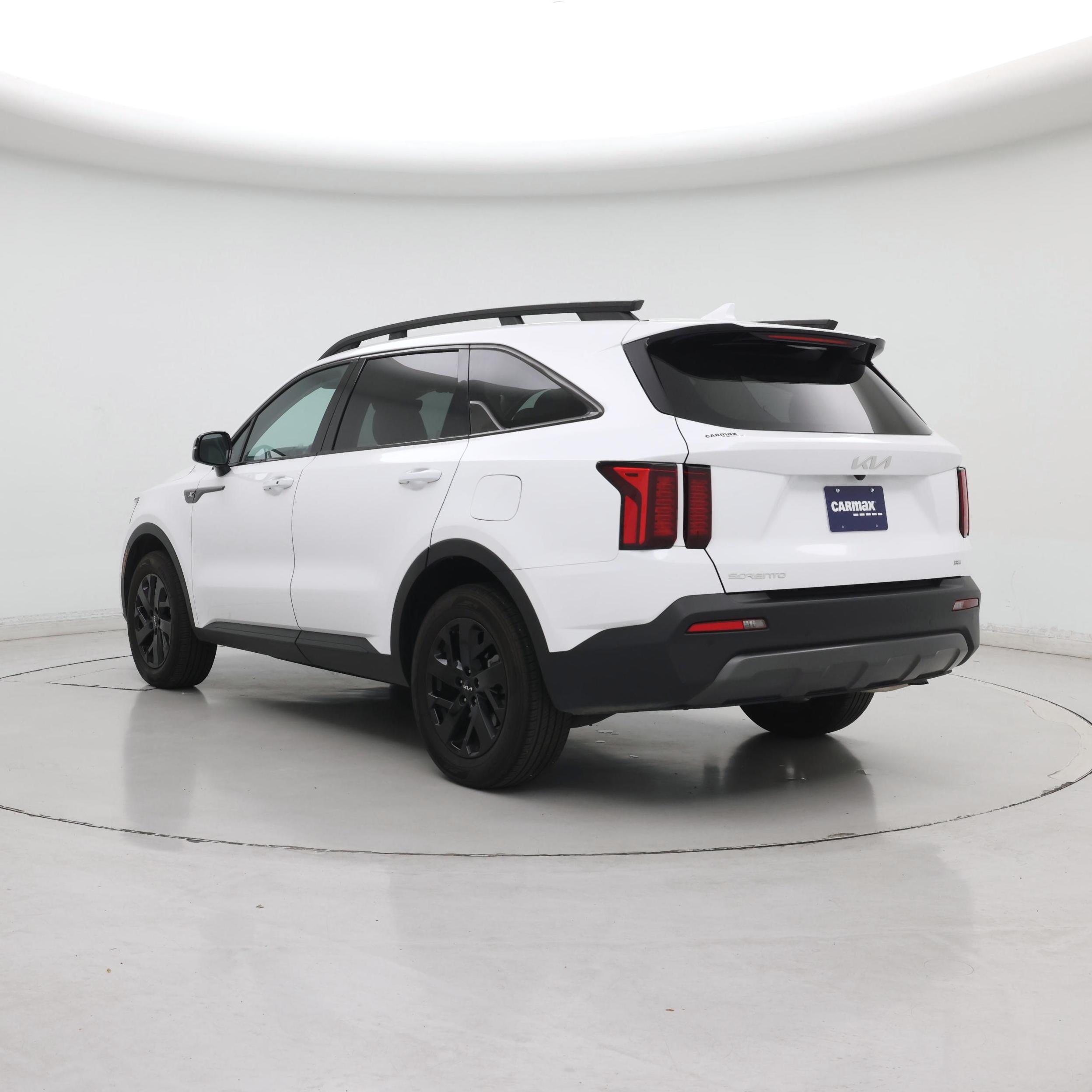 Thumbnail: 2023 Kia Sorento - 2