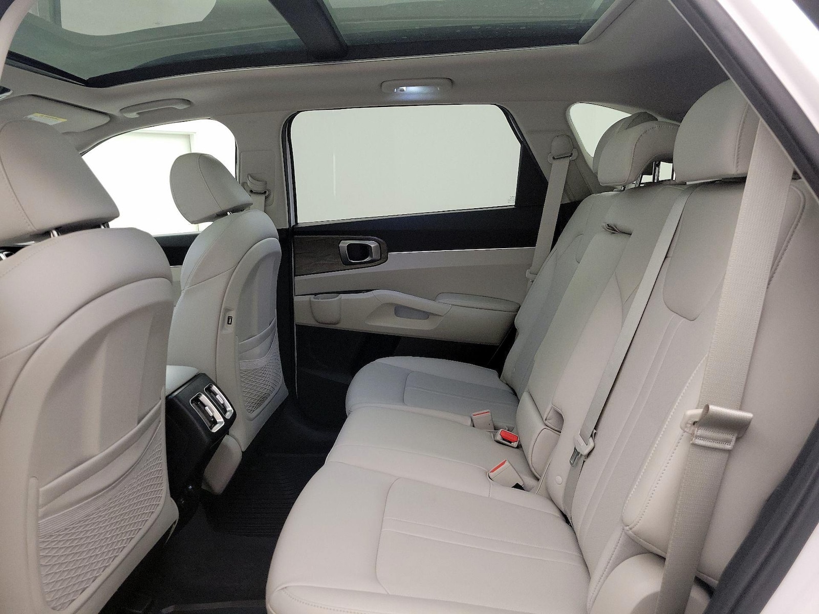 2023 Kia Sorento X-Line S - Photo 22