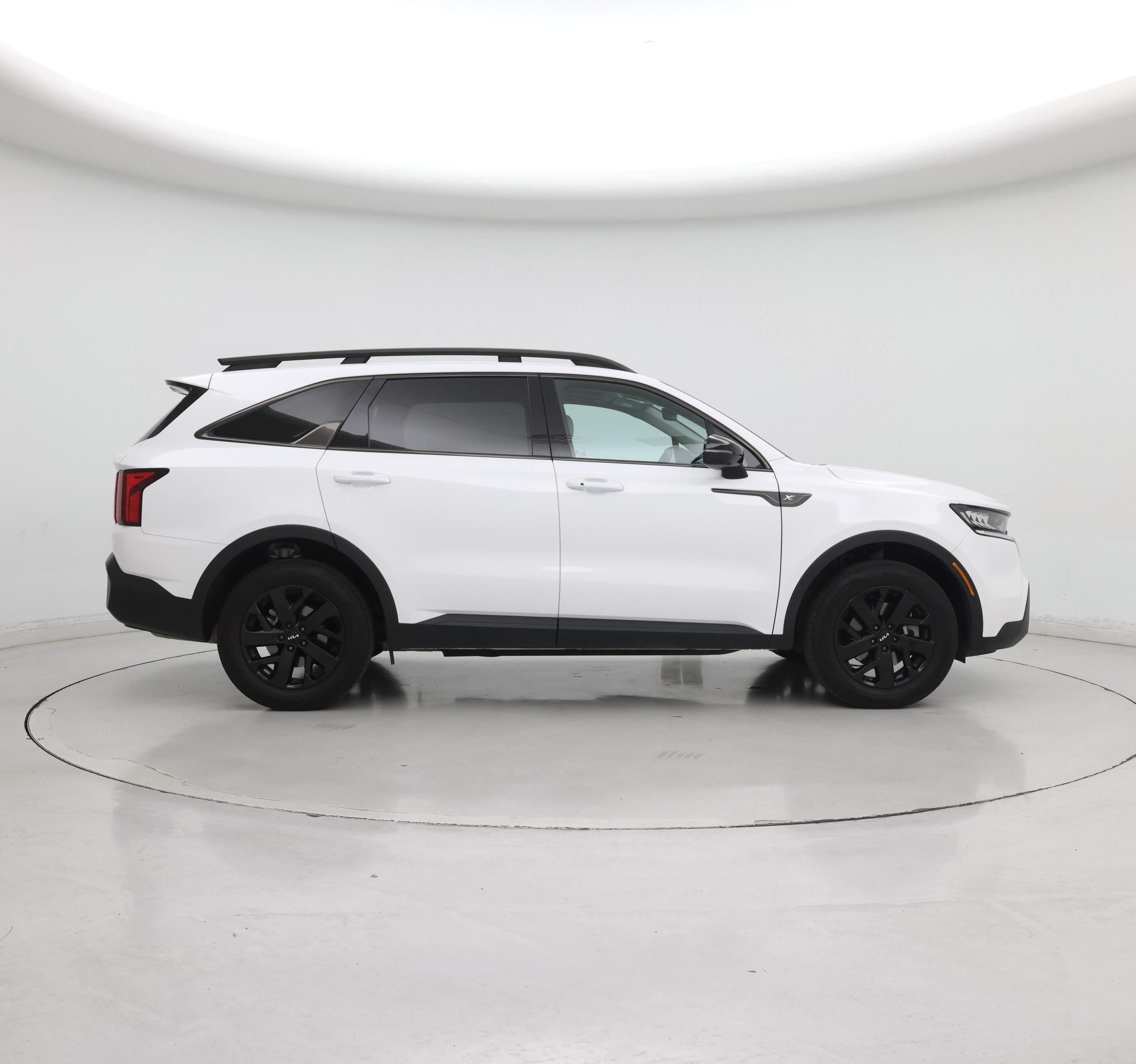 Thumbnail: 2023 Kia Sorento - 7