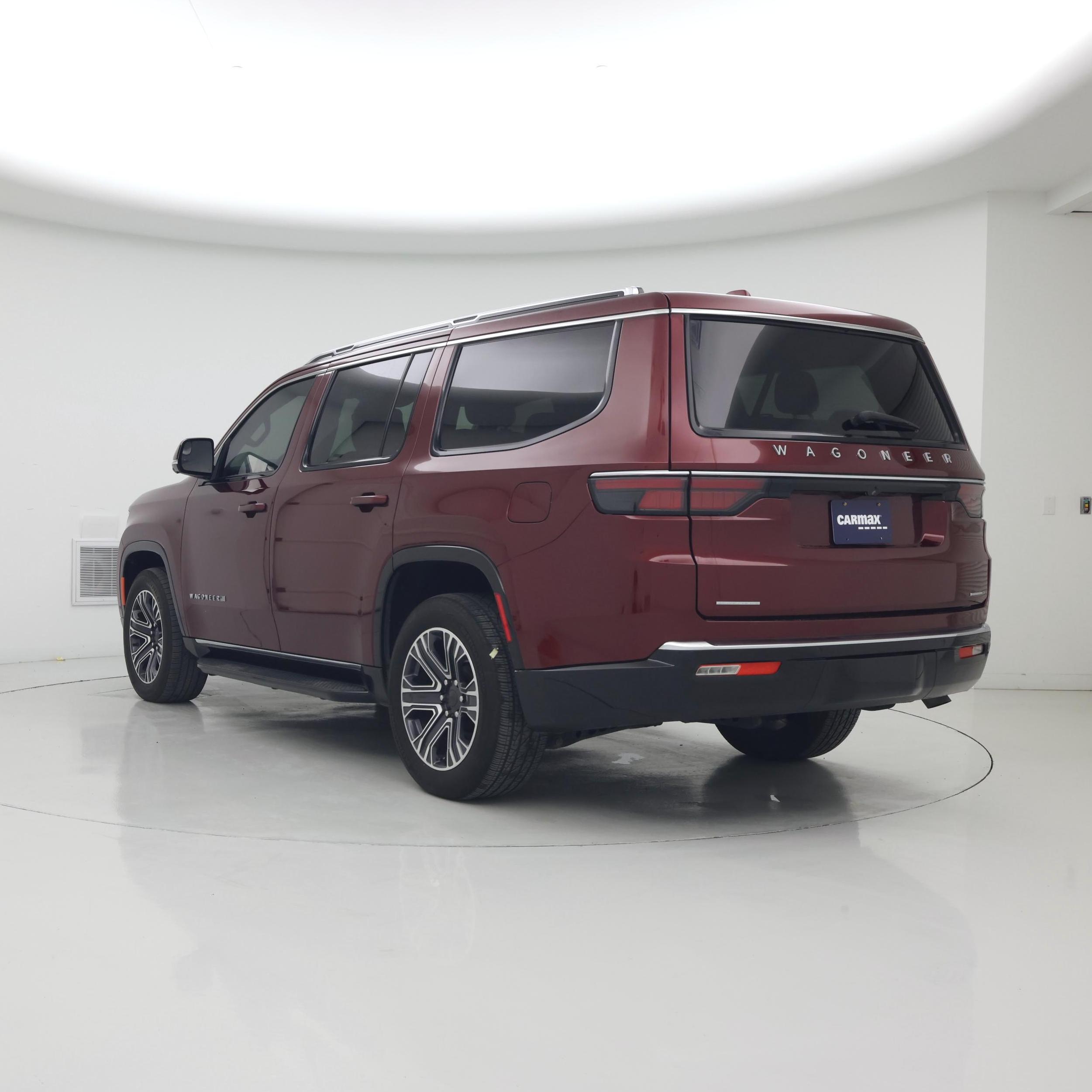 Thumbnail: 2022 Jeep Wagoneer - 2