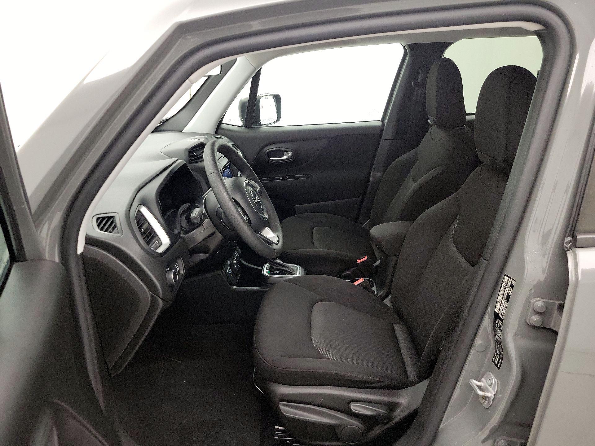 Thumbnail: 2020 Jeep Renegade - 11