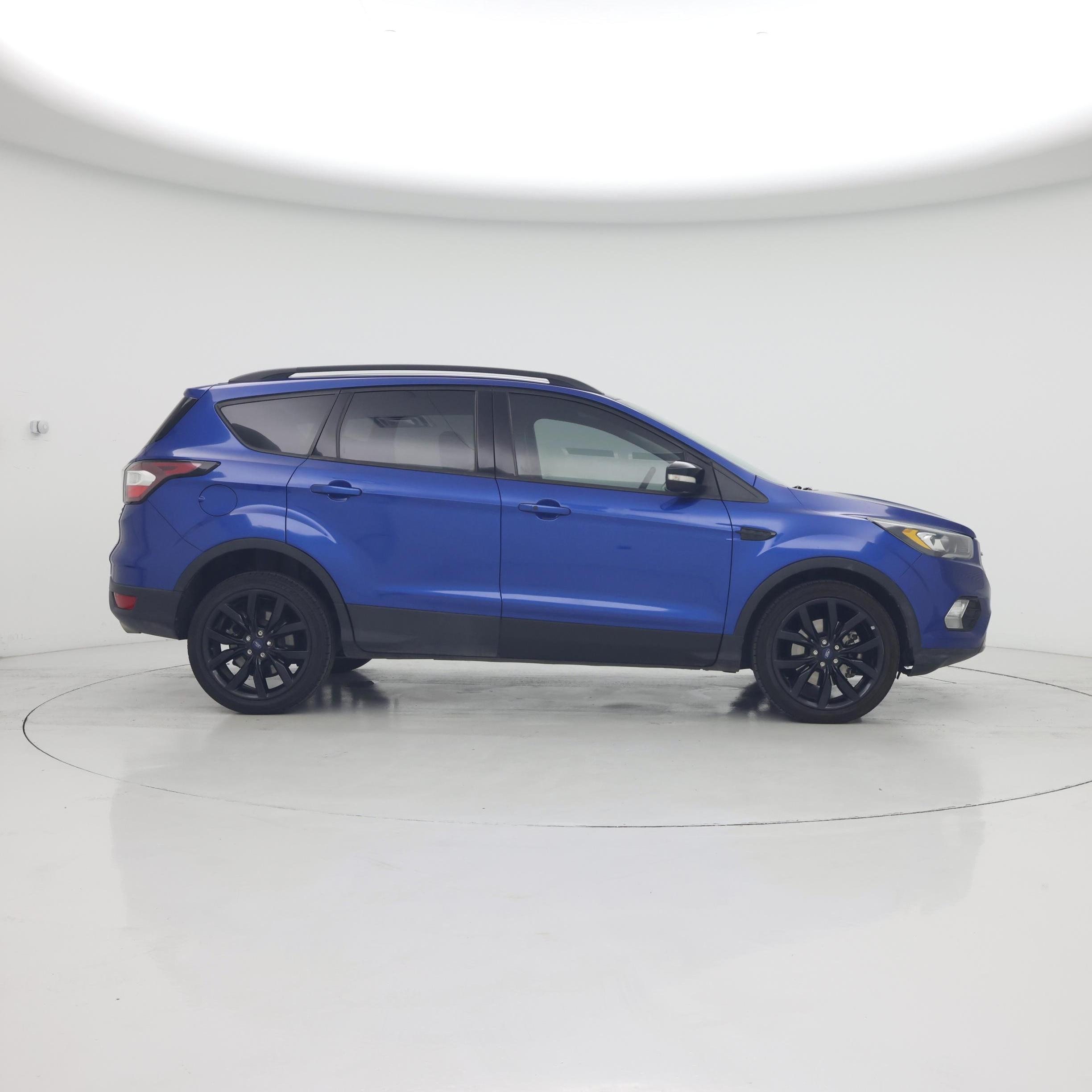 Thumbnail: 2017 Ford Escape - 7