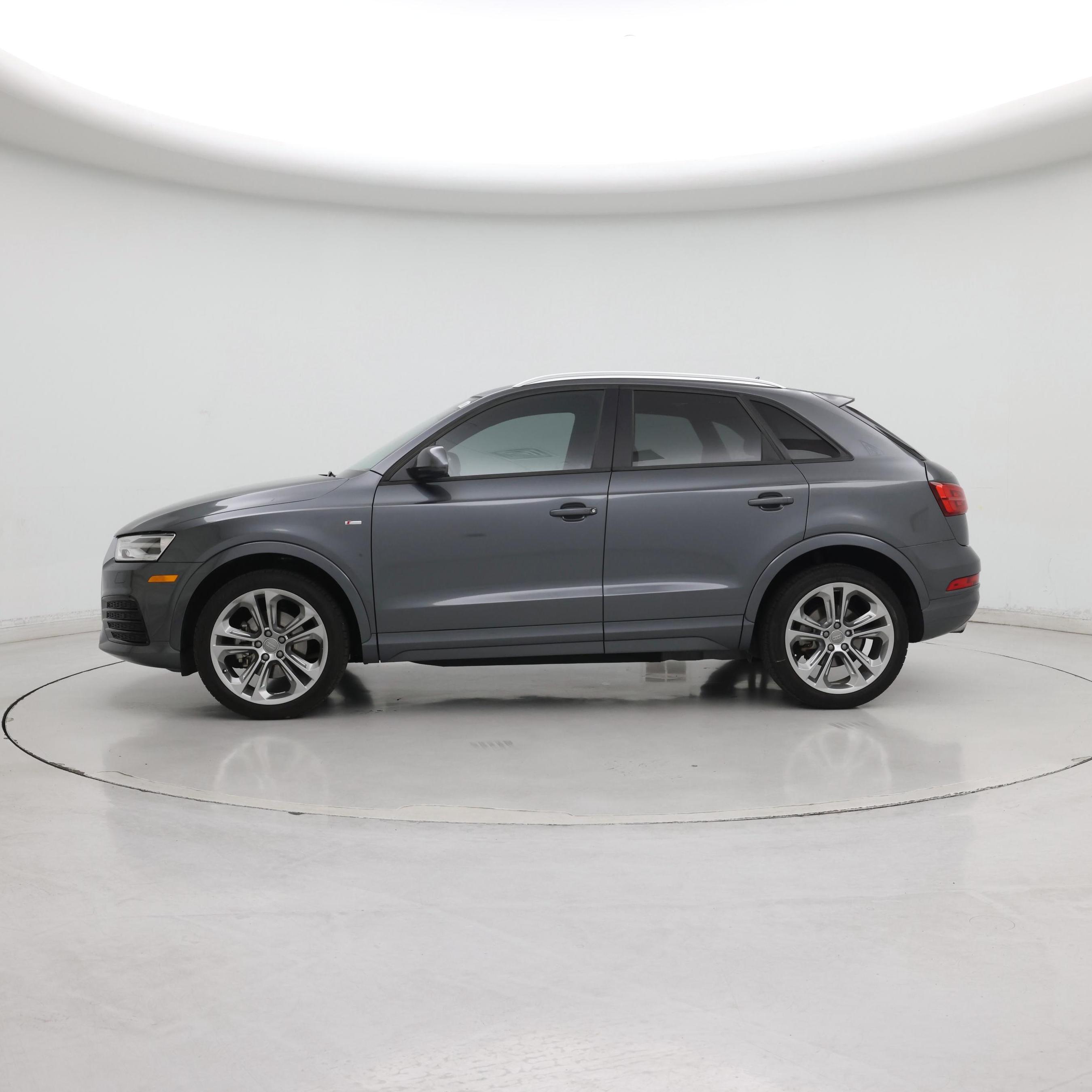 Thumbnail: 2018 Audi Q3 - 3