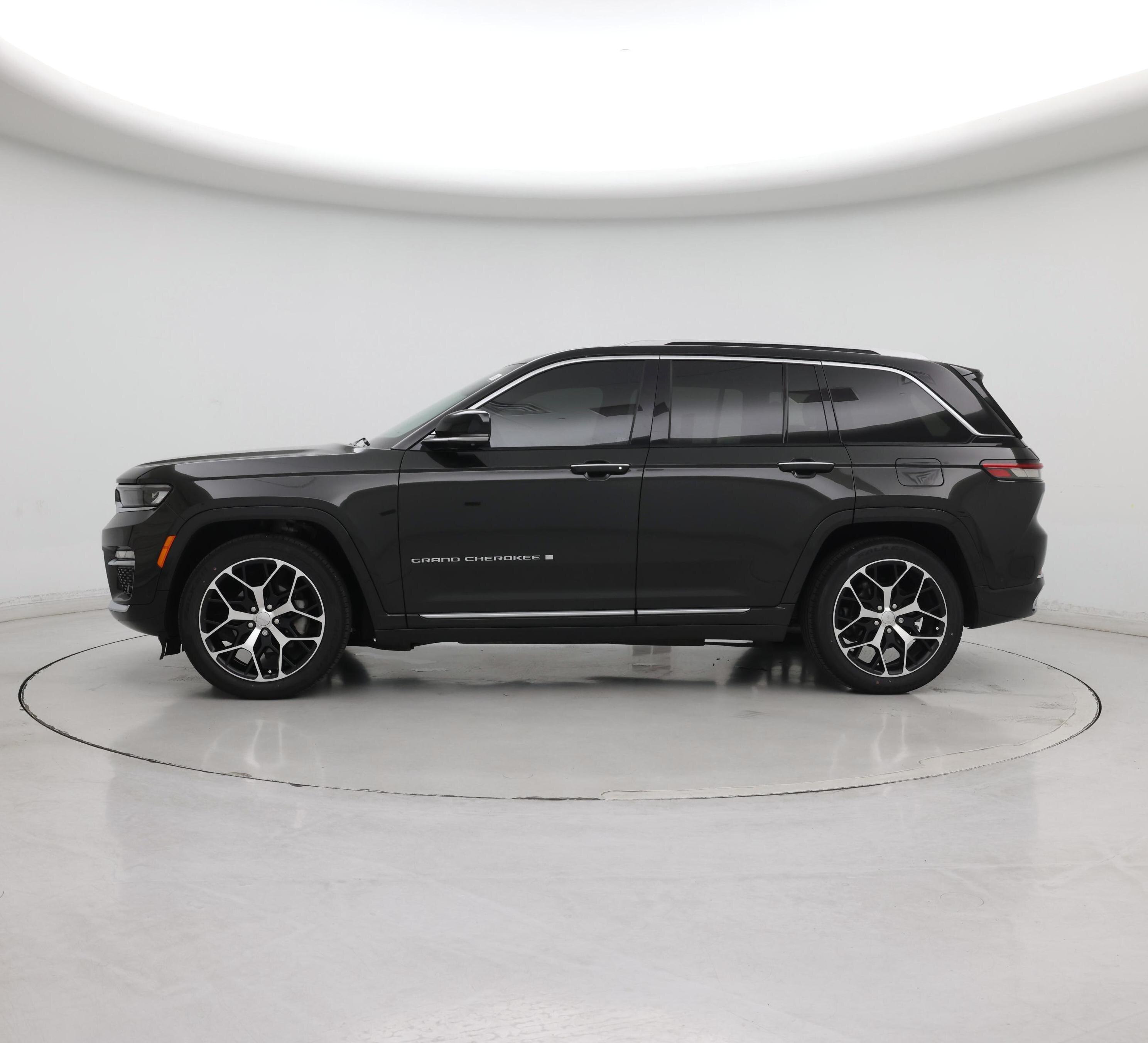 Thumbnail: 2024 Jeep Grand Cherokee - 3