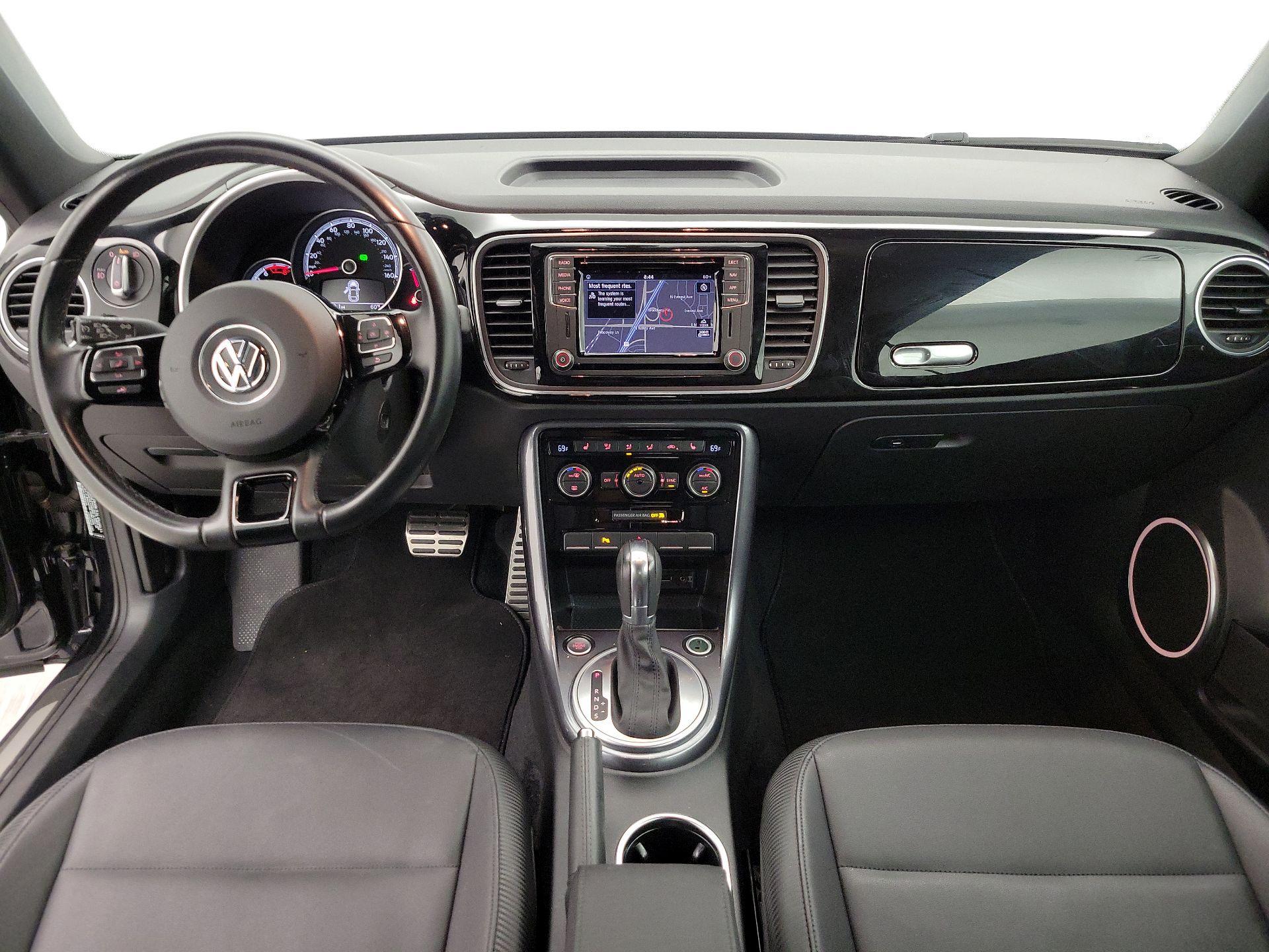 Thumbnail: 2019 Volkswagen Beetle - 9