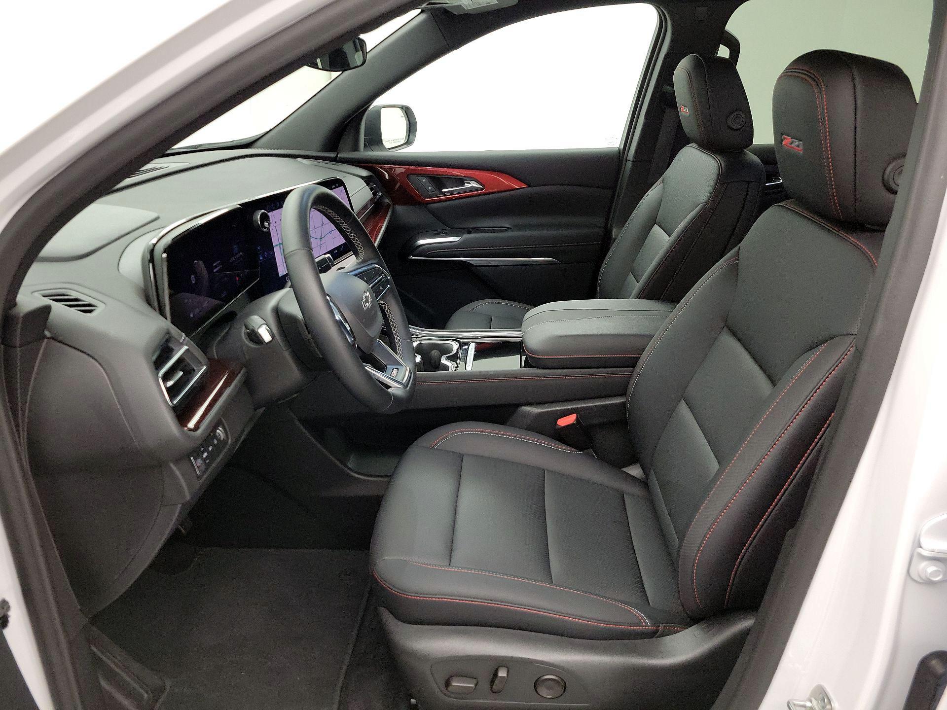 Thumbnail: 2024 Chevrolet Traverse - 11