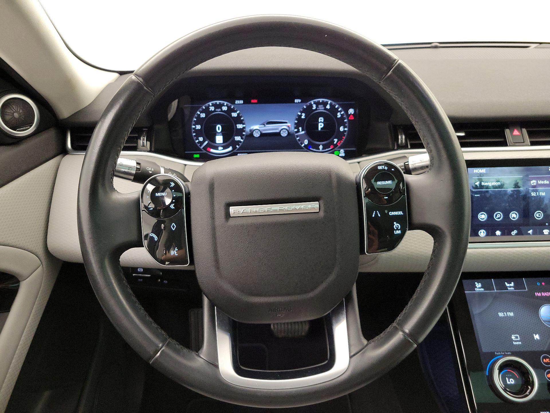 Thumbnail: 2020 Land Rover Range Rover Evoque - 10